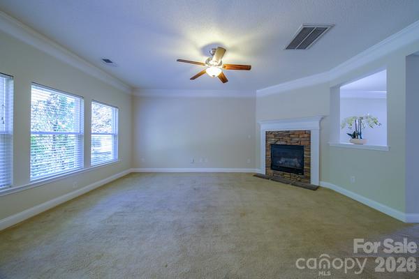 Single Family Residence at 13325 Pontchatrain Avenue, Charlotte, photo 3 of 19
