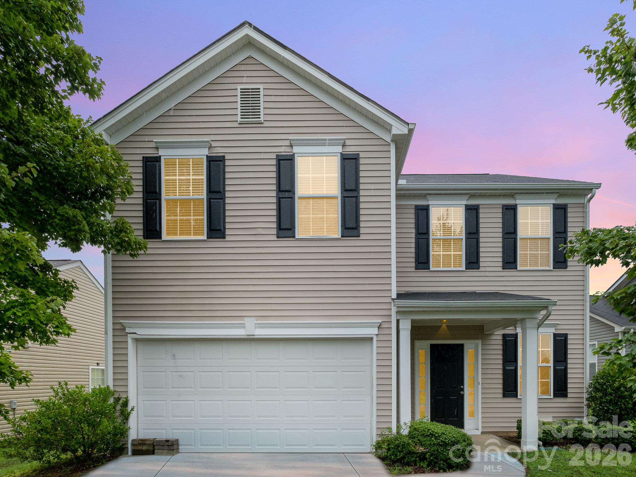 Single Family Residence at 1018 Clover Gap Drive, Charlotte, photo 3 of 24