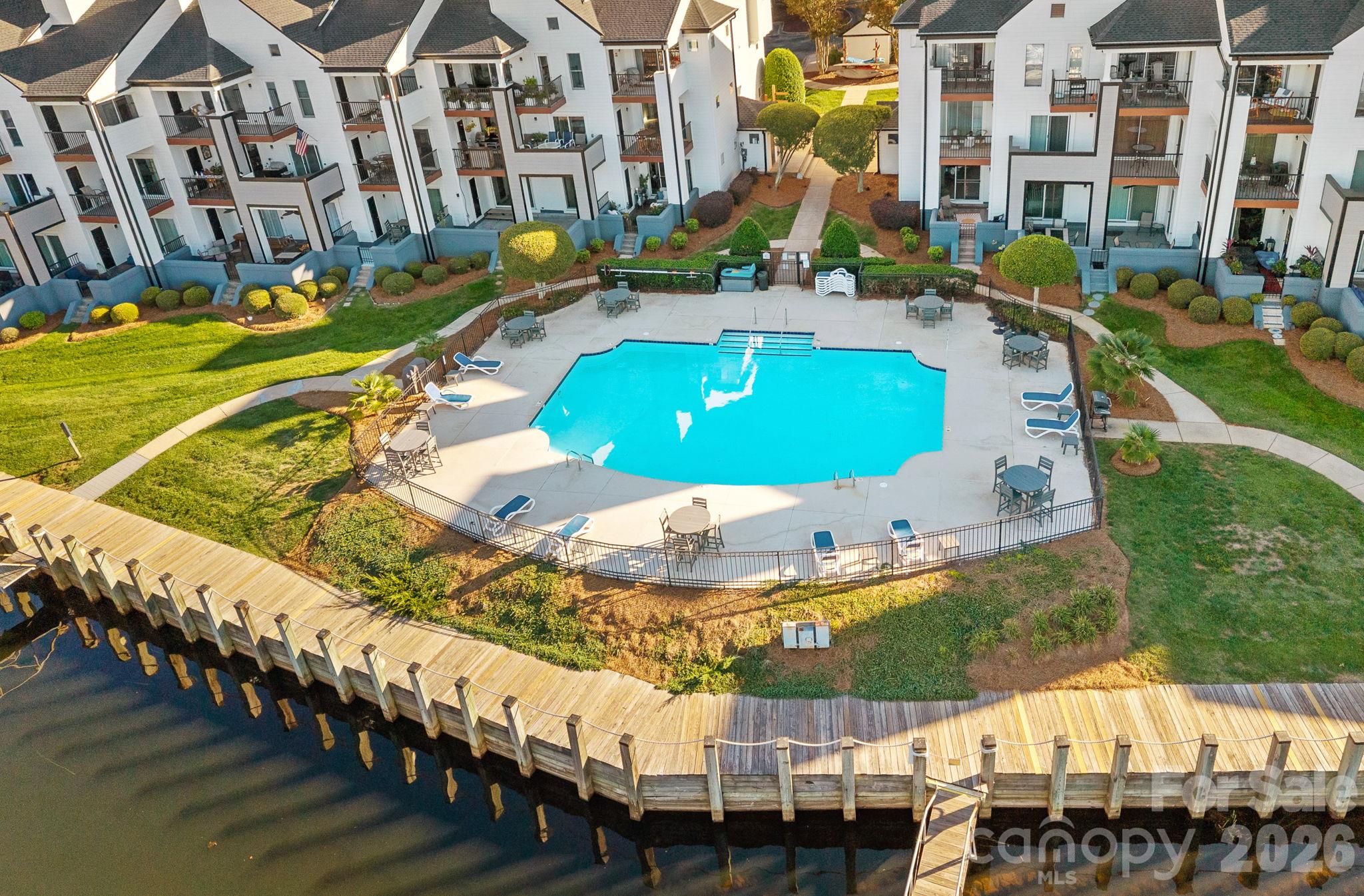 Condominium at 18797 Vineyard Point Lane, Cornelius, photo 26 of 36