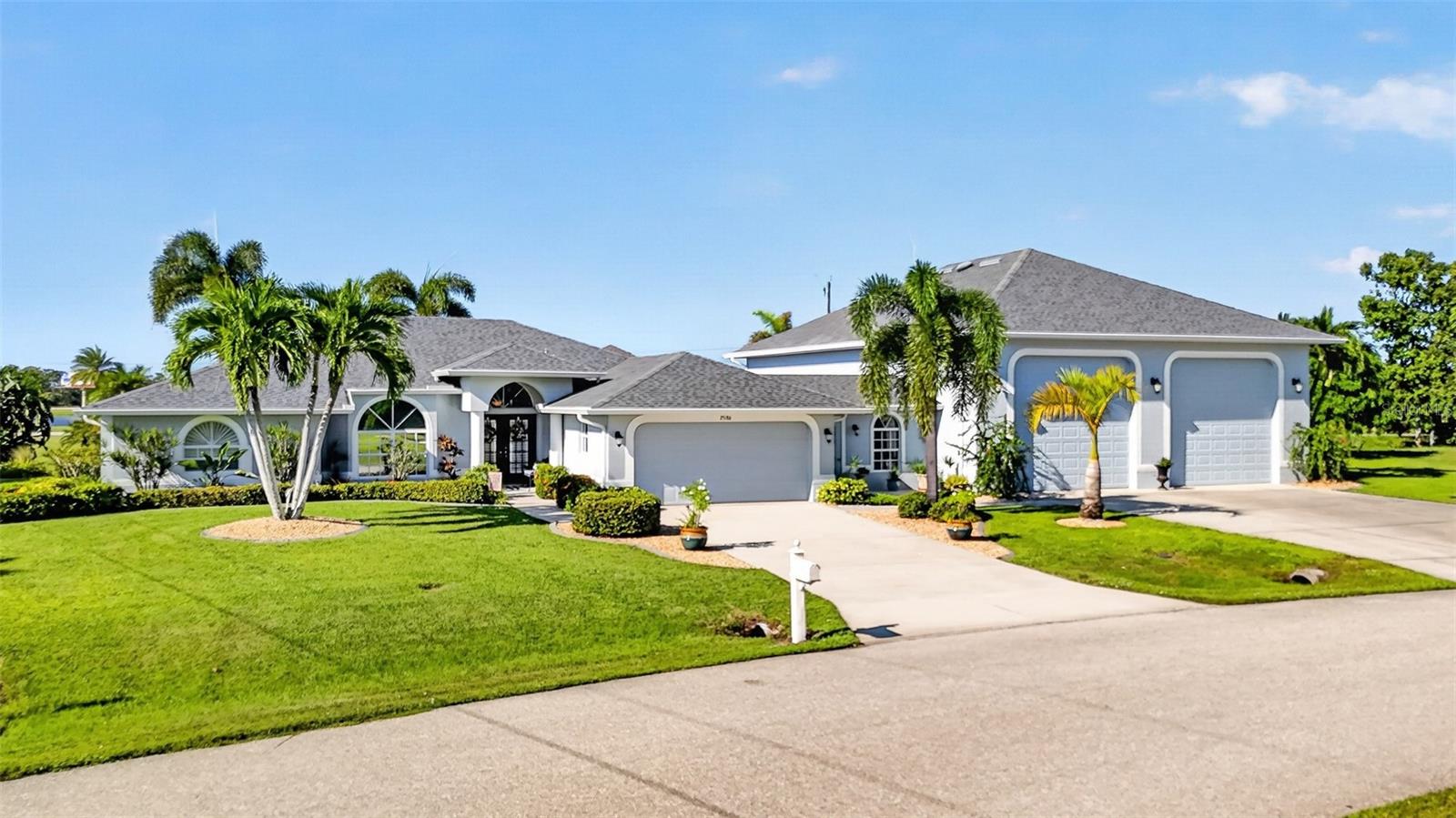 25186 ESTRADA CIR