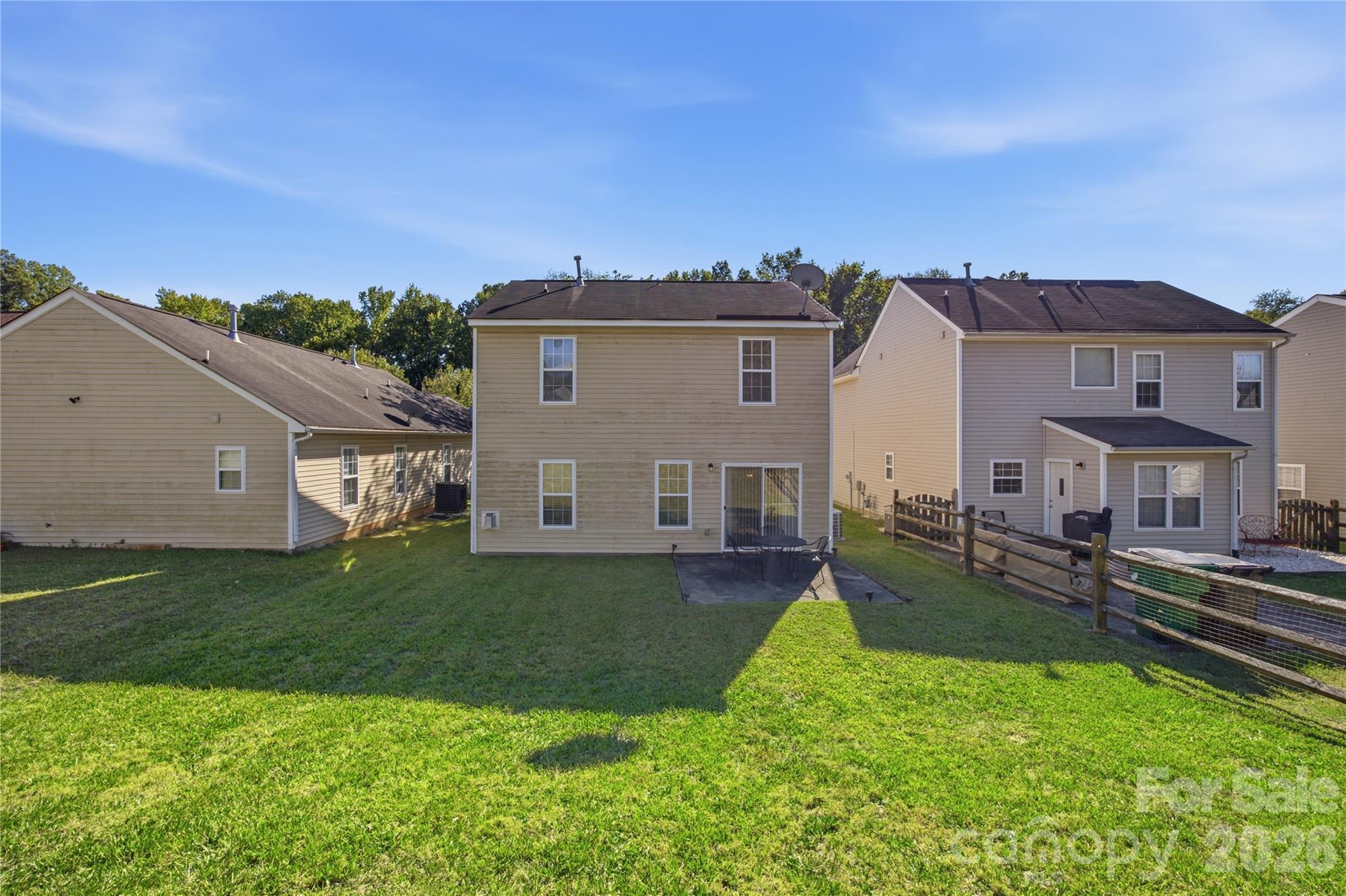 Single Family Residence at 8335 Wallace Glen Drive, Charlotte, photo 32 of 33