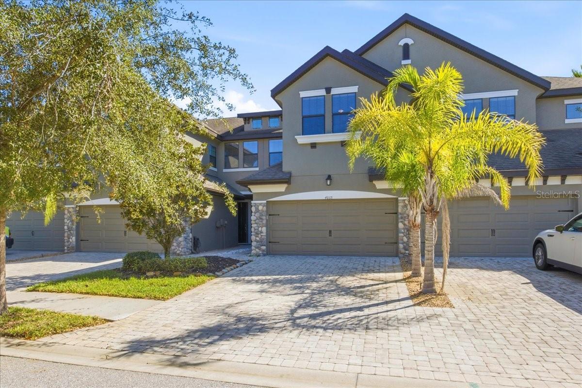 4868 WANDERING WAY