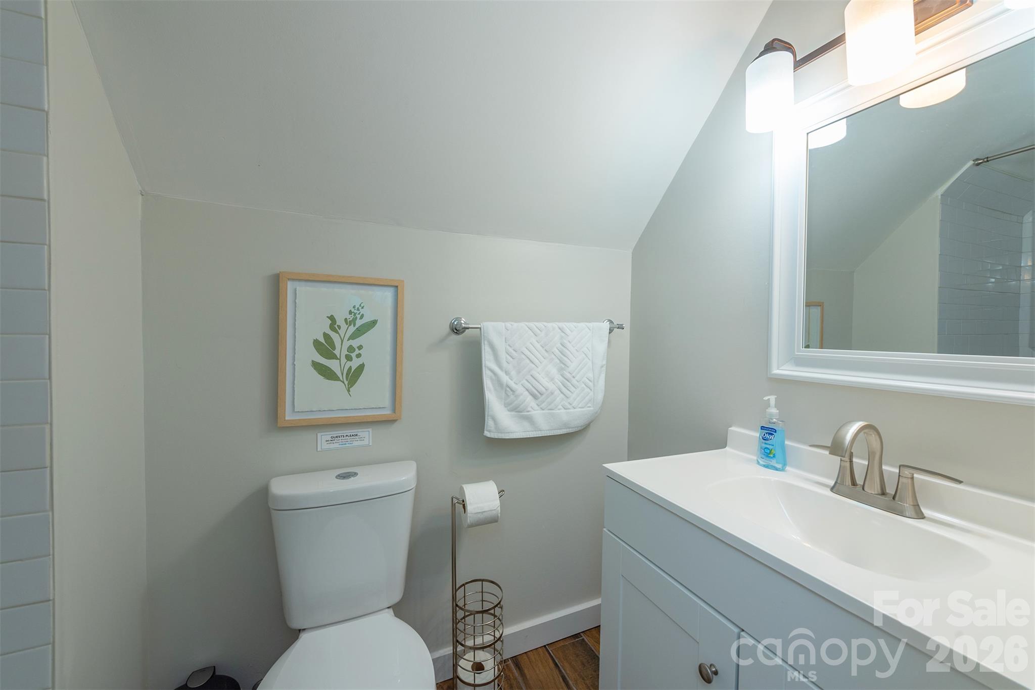 Single Family Residence at 20 Gardenside Road, Mars Hill, photo 25 of 42