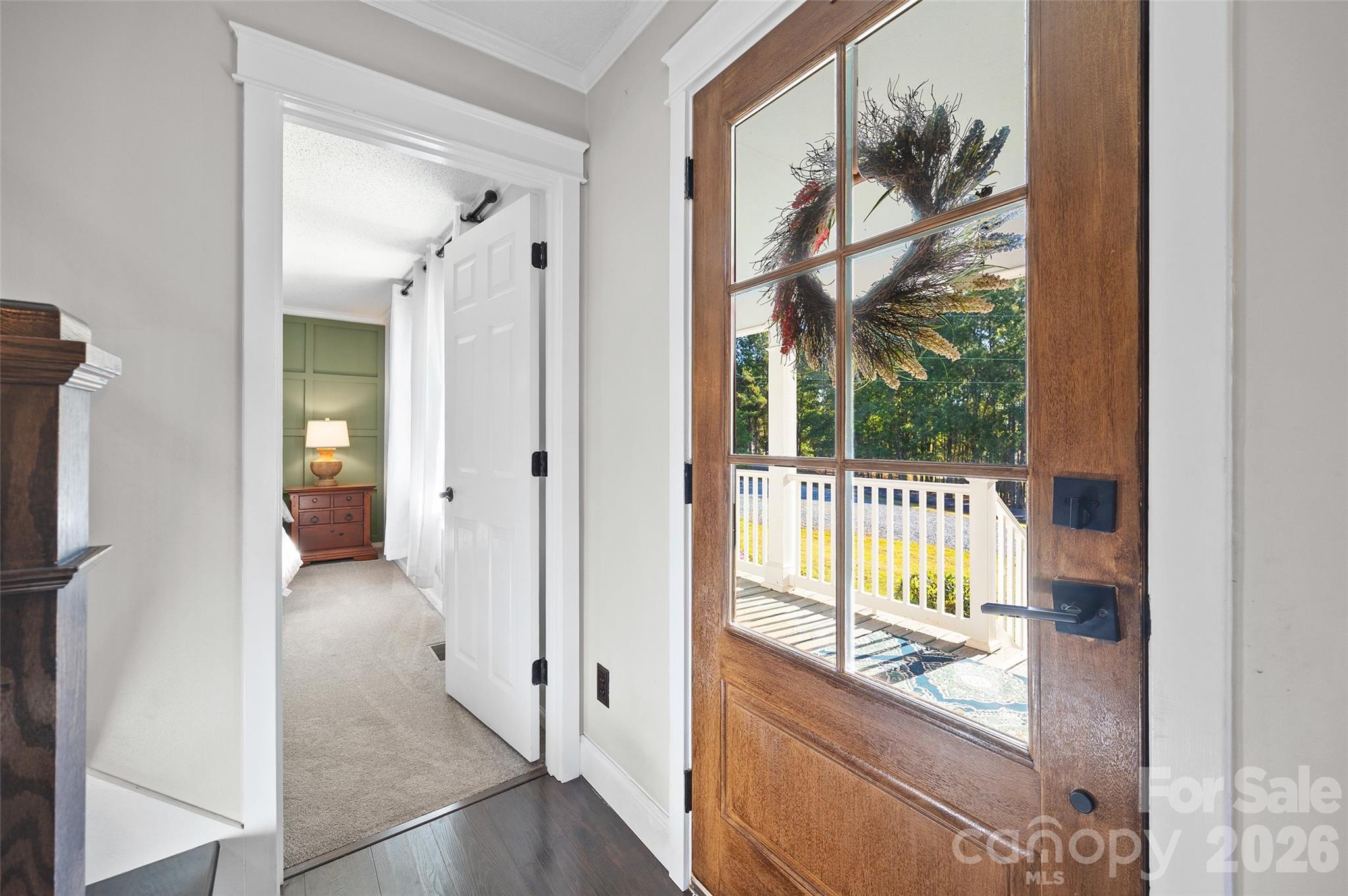 Front entry - 3076 Crestview Lane, Lancaster