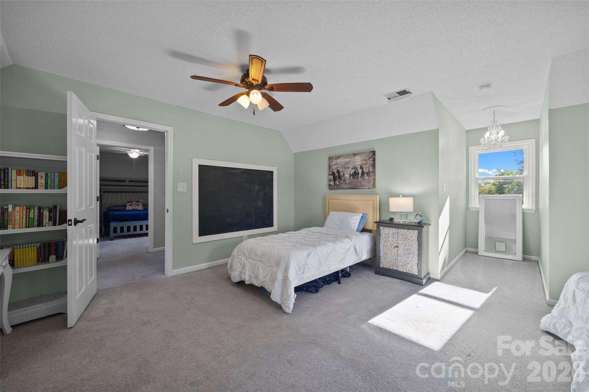 2nd bedroom - 3076 Crestview Lane, Lancaster