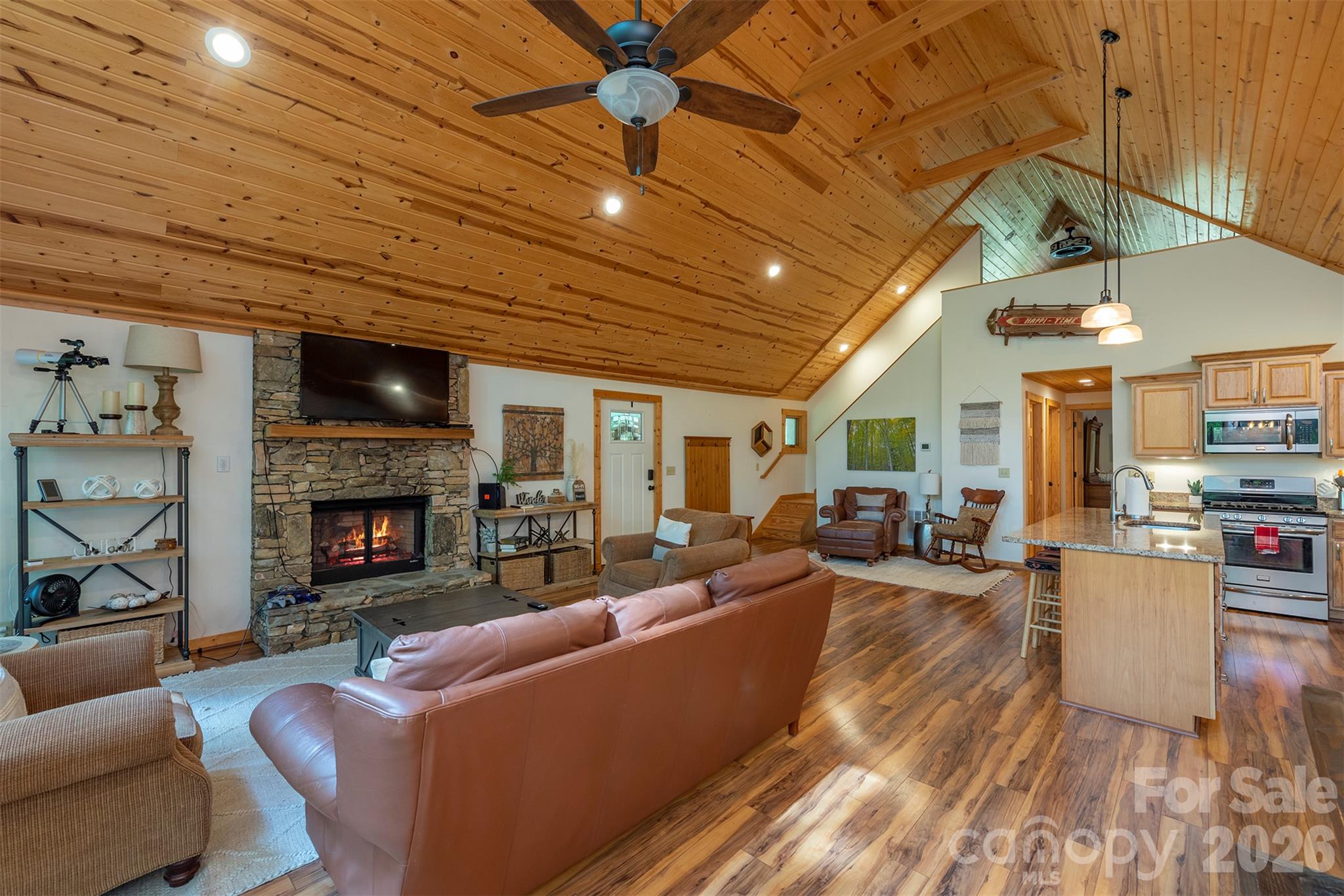 Single Family Residence at 32 Thrash Lane, Mars Hill, photo 5 of 42