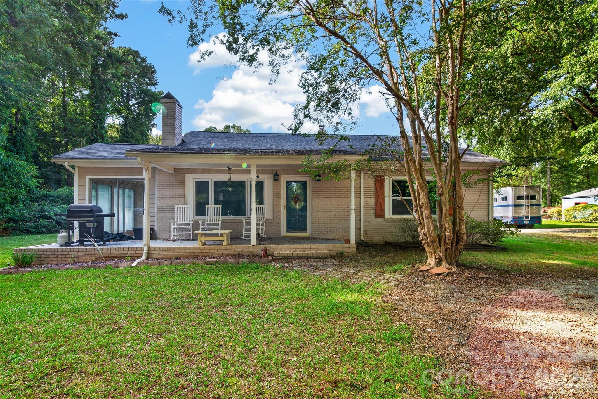 Single Family Residence at 8731 Faires Road, Charlotte, photo 17 of 42