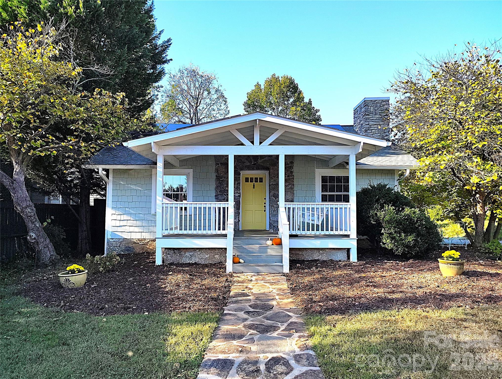 Single Family Residence at 23 Woodley Avenue, Asheville, photo 2 of 39