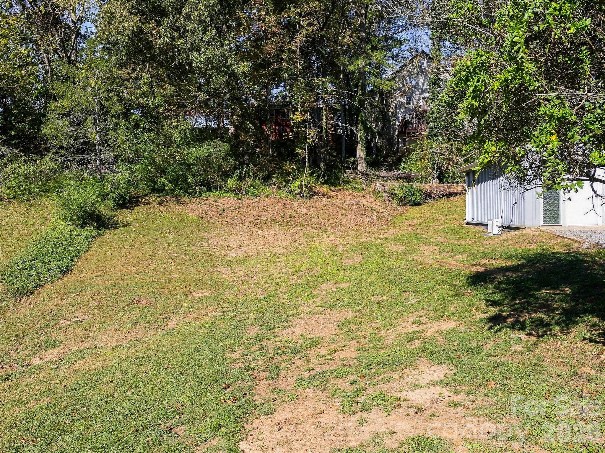 Duplex at 33 Phipps Street, Weaverville, photo 33 of 35