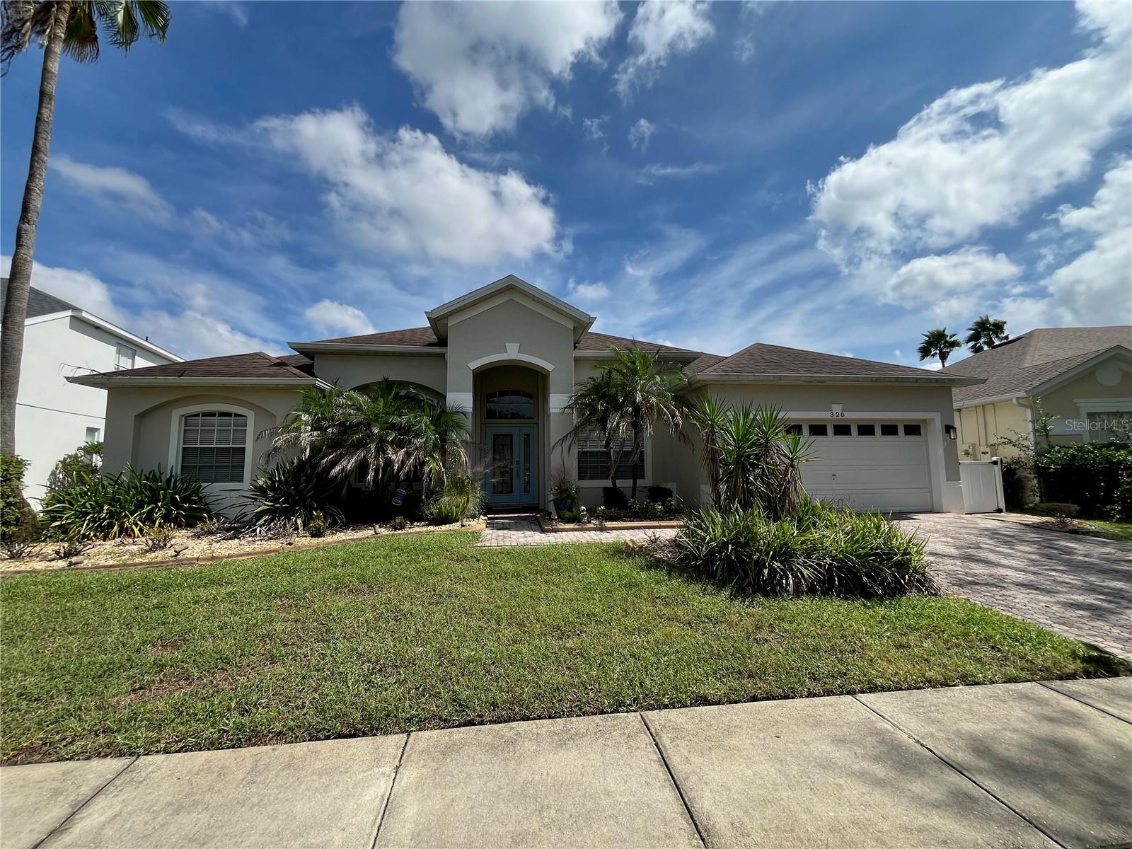 320 KINGS WAY