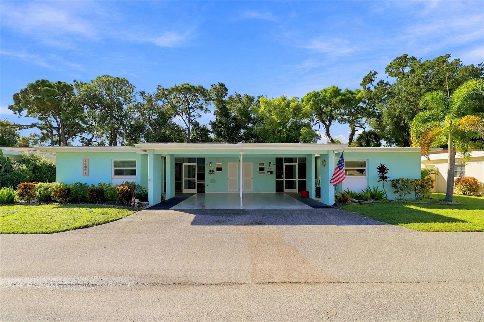 6272 GREEN VIEW CIR #114