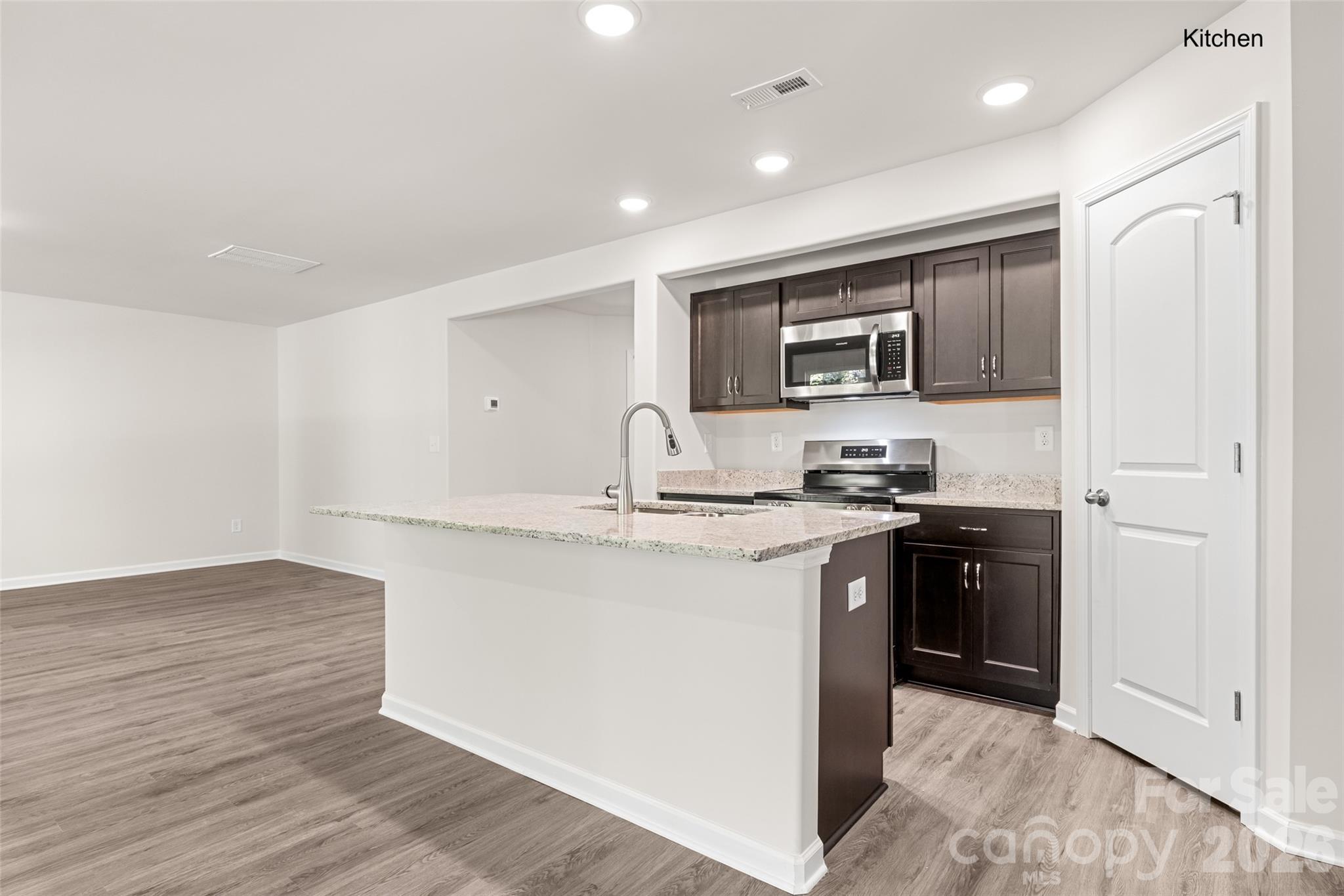 Single Family Residence at 1699 Evans Drive, Lancaster, photo 12 of 40