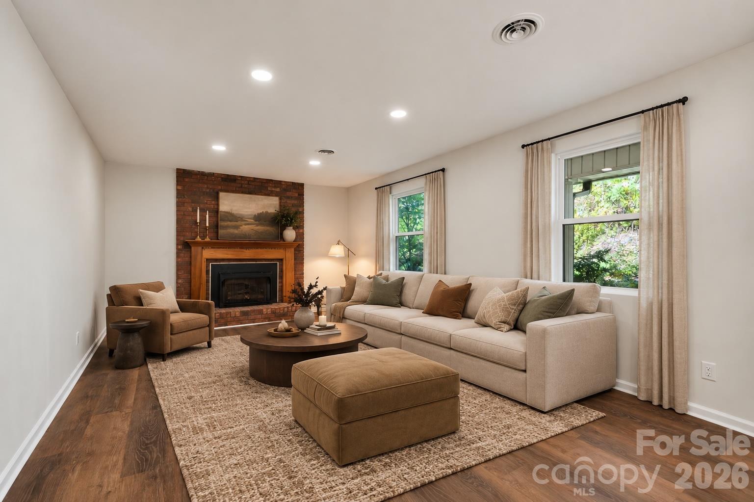 Virtually staged - 530 Burge Mountain Road, Hendersonville