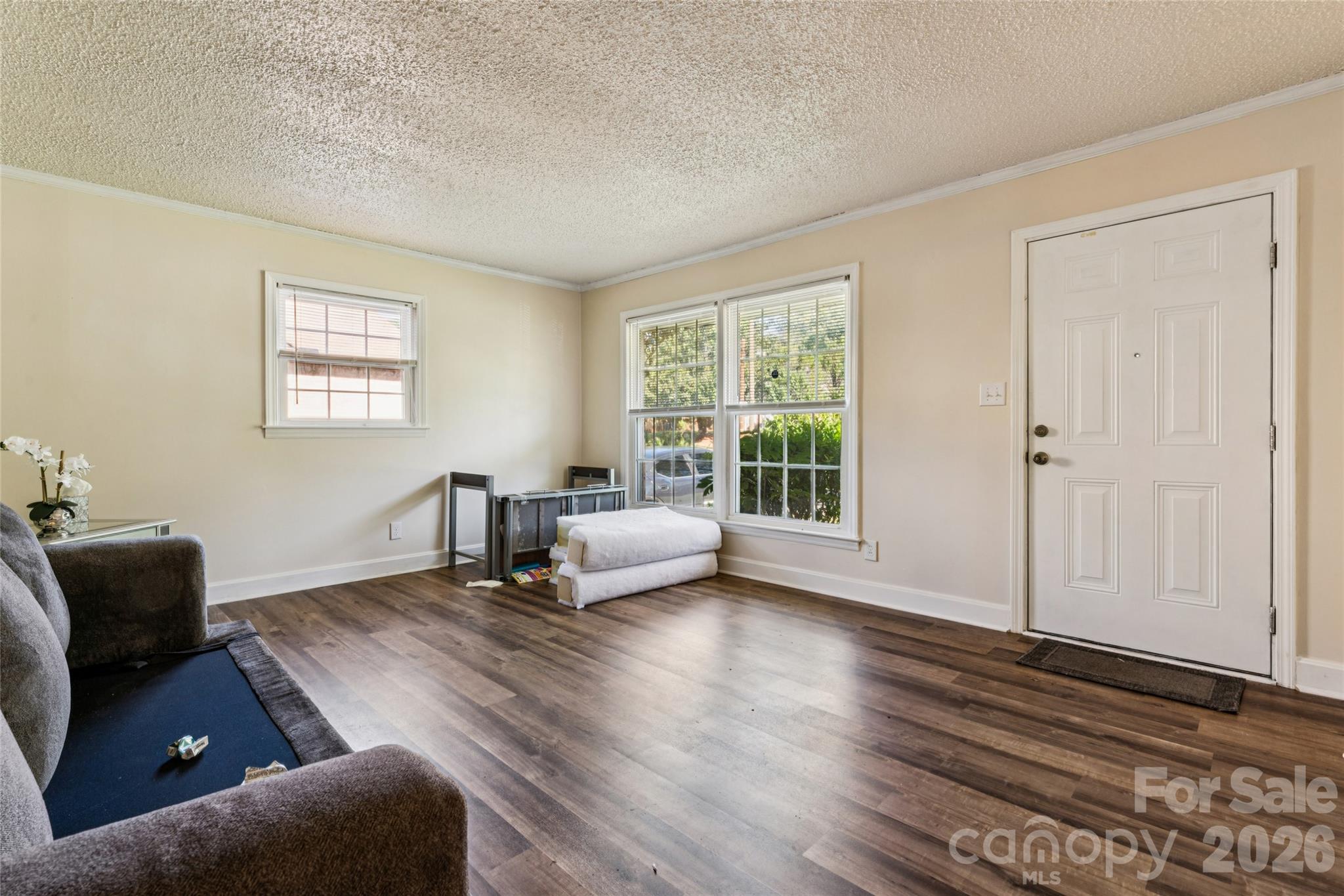 Single Family Residence at 4201 Westridge Drive, Charlotte, photo 5 of 31