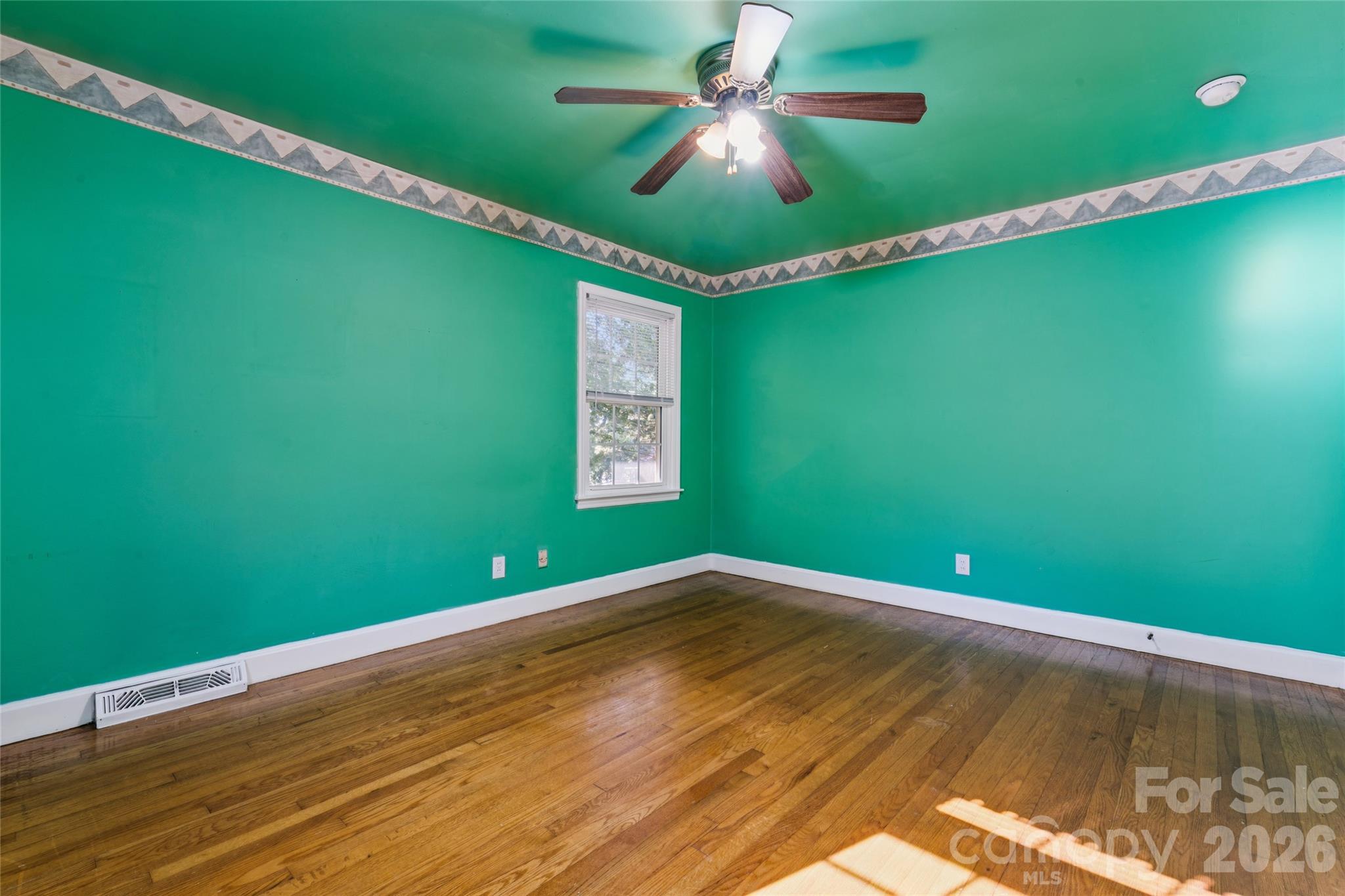 Single Family Residence at 4201 Westridge Drive, Charlotte, photo 16 of 31