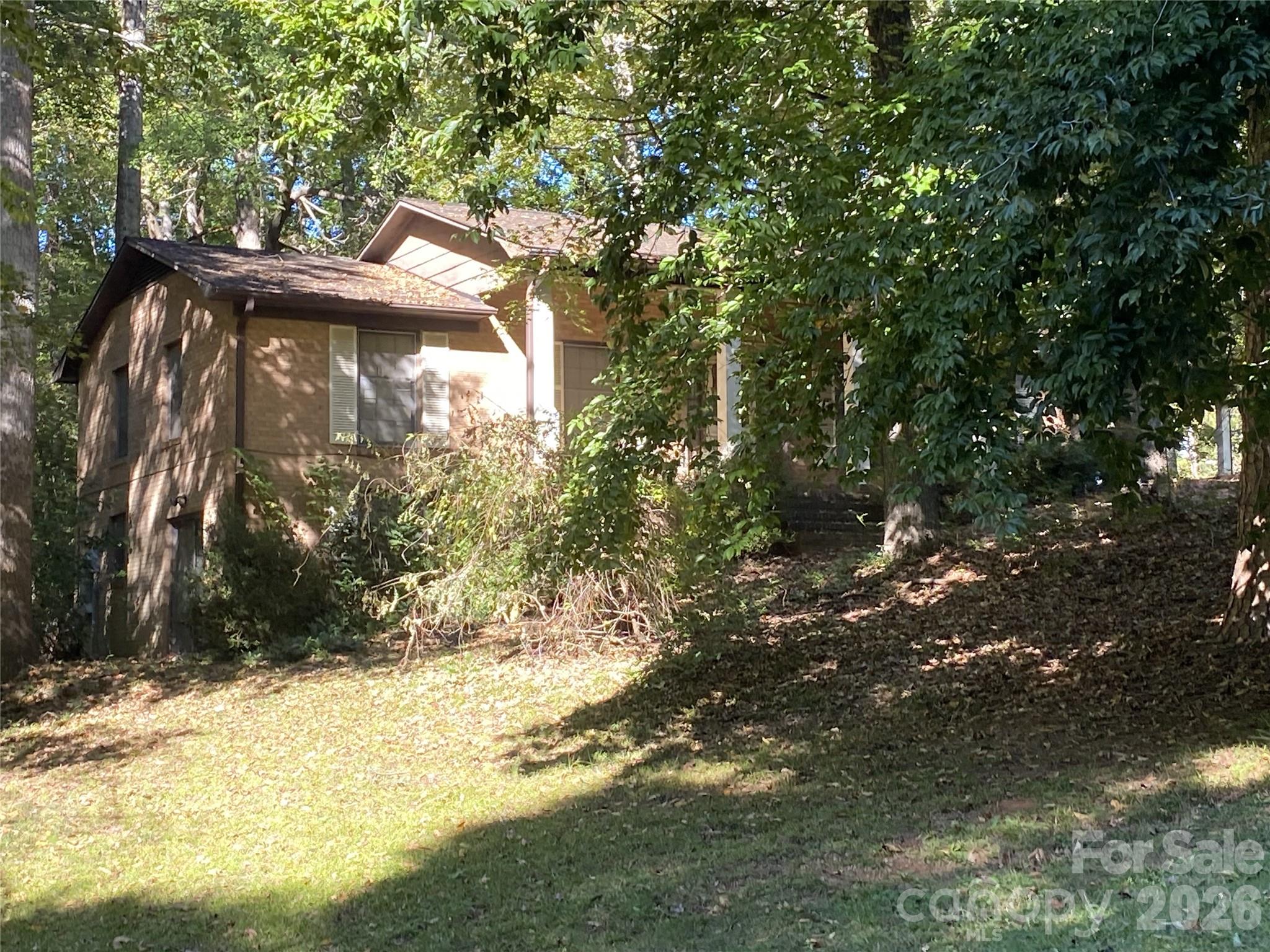 Side view - 128 Bellwood Loop, Statesville