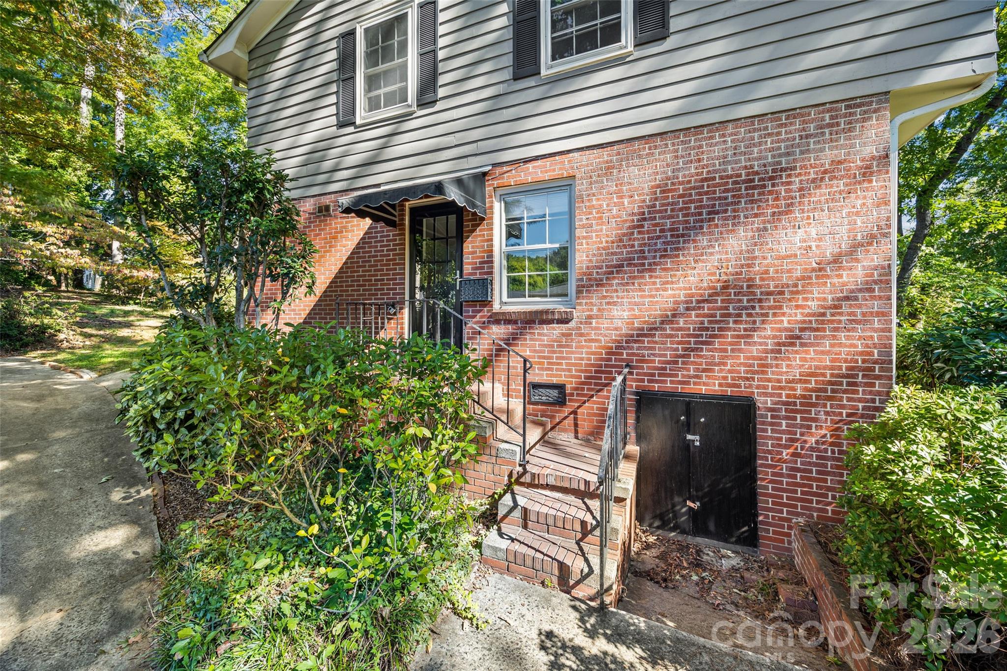 Side entrance - 635 Glendale Drive, Rock Hill