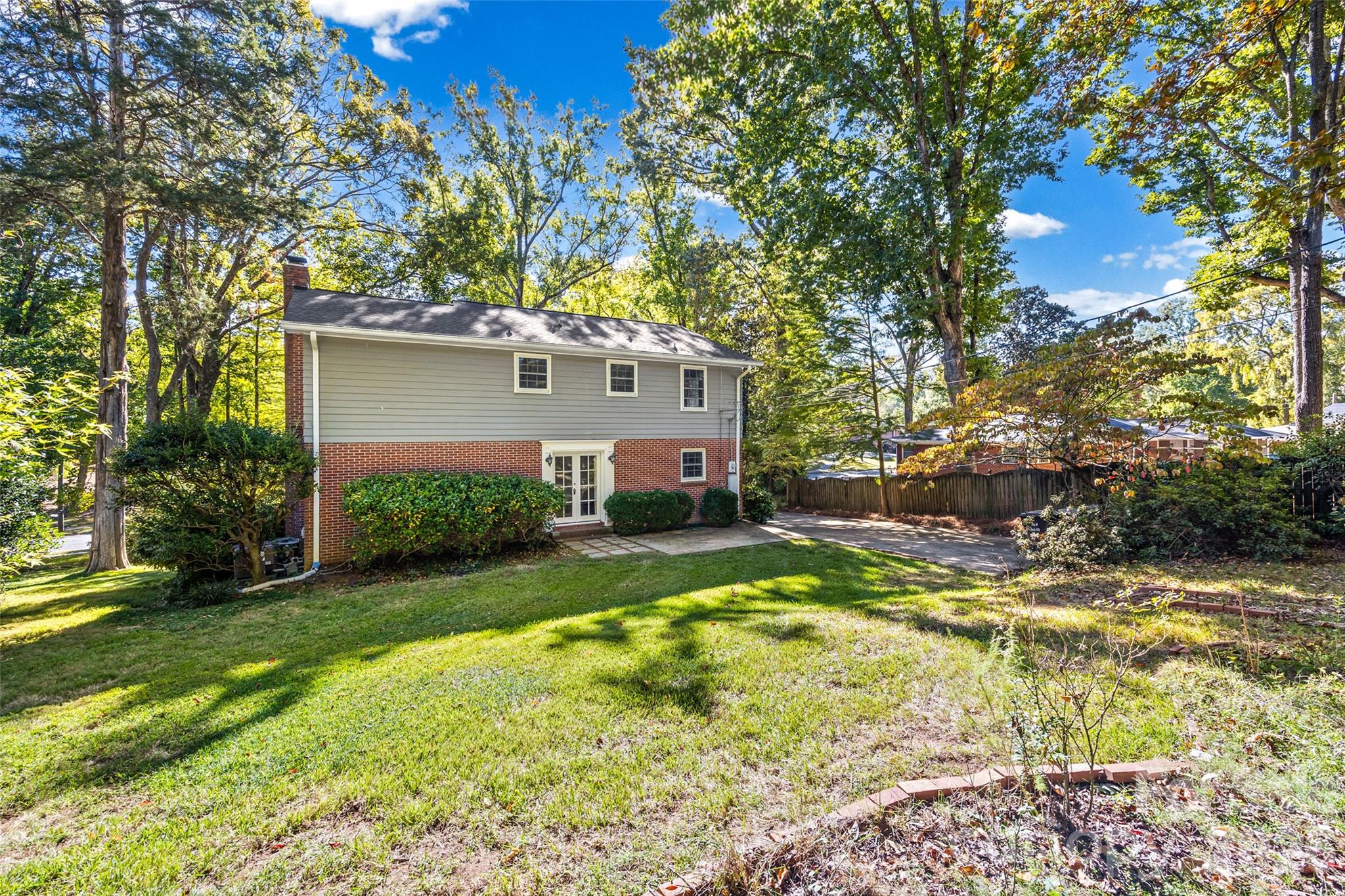 Single Family Residence at 635 Glendale Drive, Rock Hill, photo 28 of 35