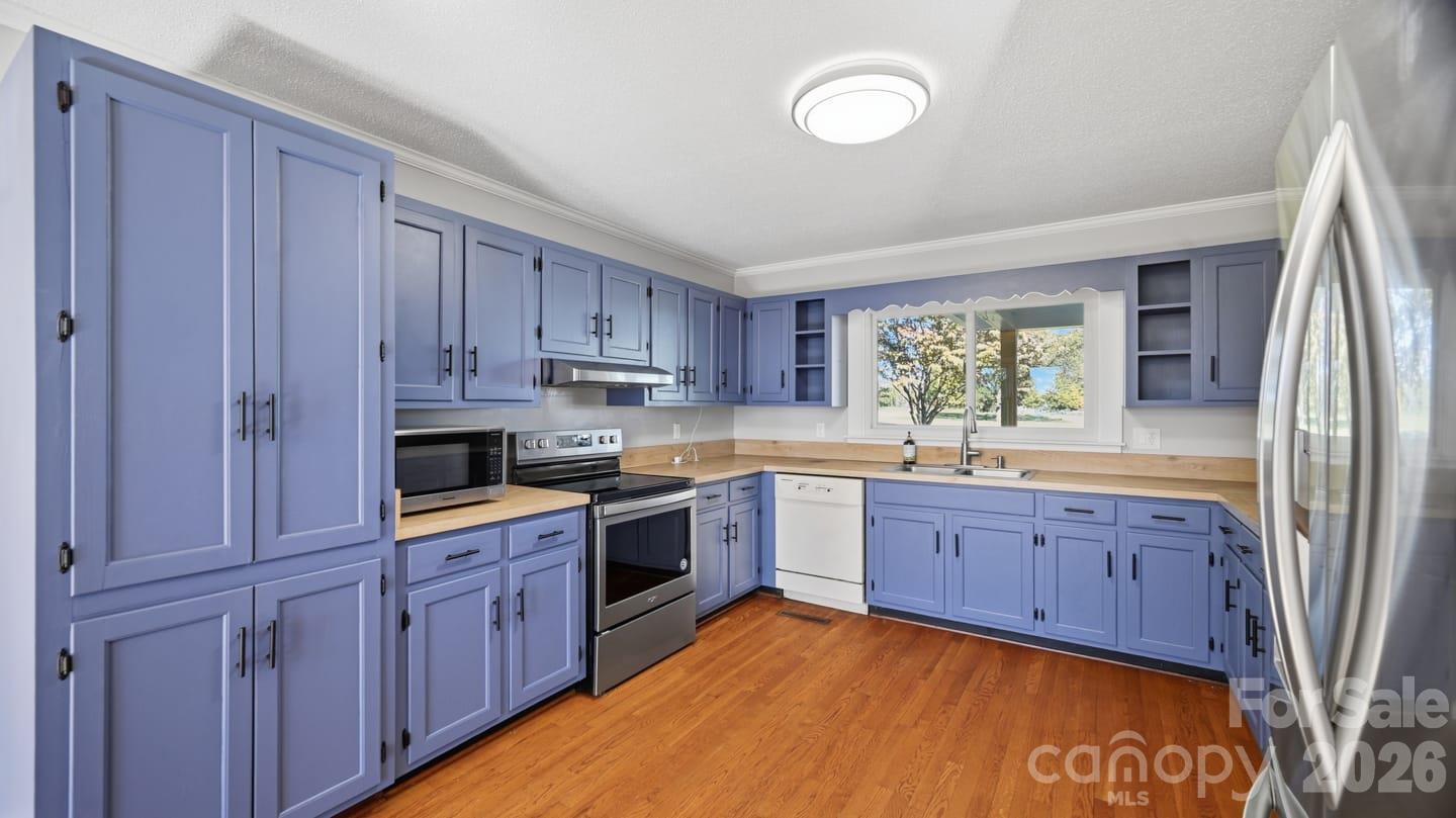 Single Family Residence at 2405 Startown Road, Newton, photo 16 of 52