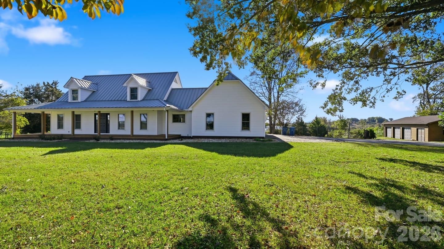 Single Family Residence at 2405 Startown Road, Newton, photo 8 of 52