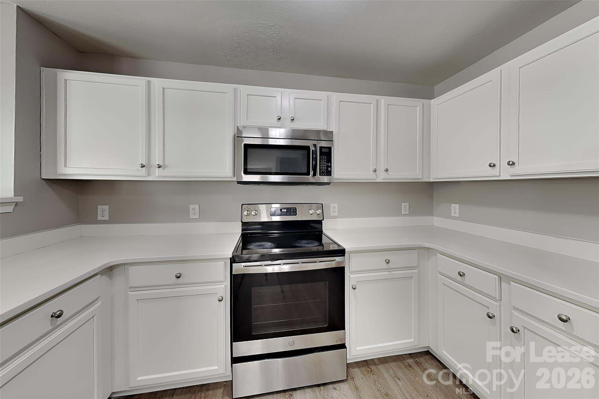 Single Family Residence at 4569 Kellybrook Drive, Concord, photo 5 of 18
