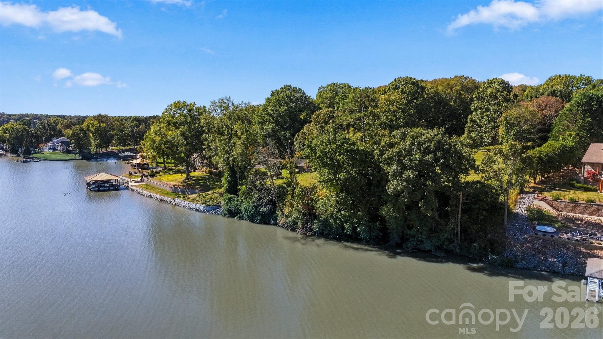 Single Family Residence at 14 Sand Bar Drive, Taylorsville, photo 2 of 32