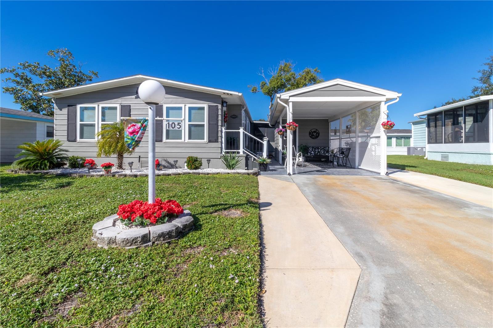 105 MEADOW CIR