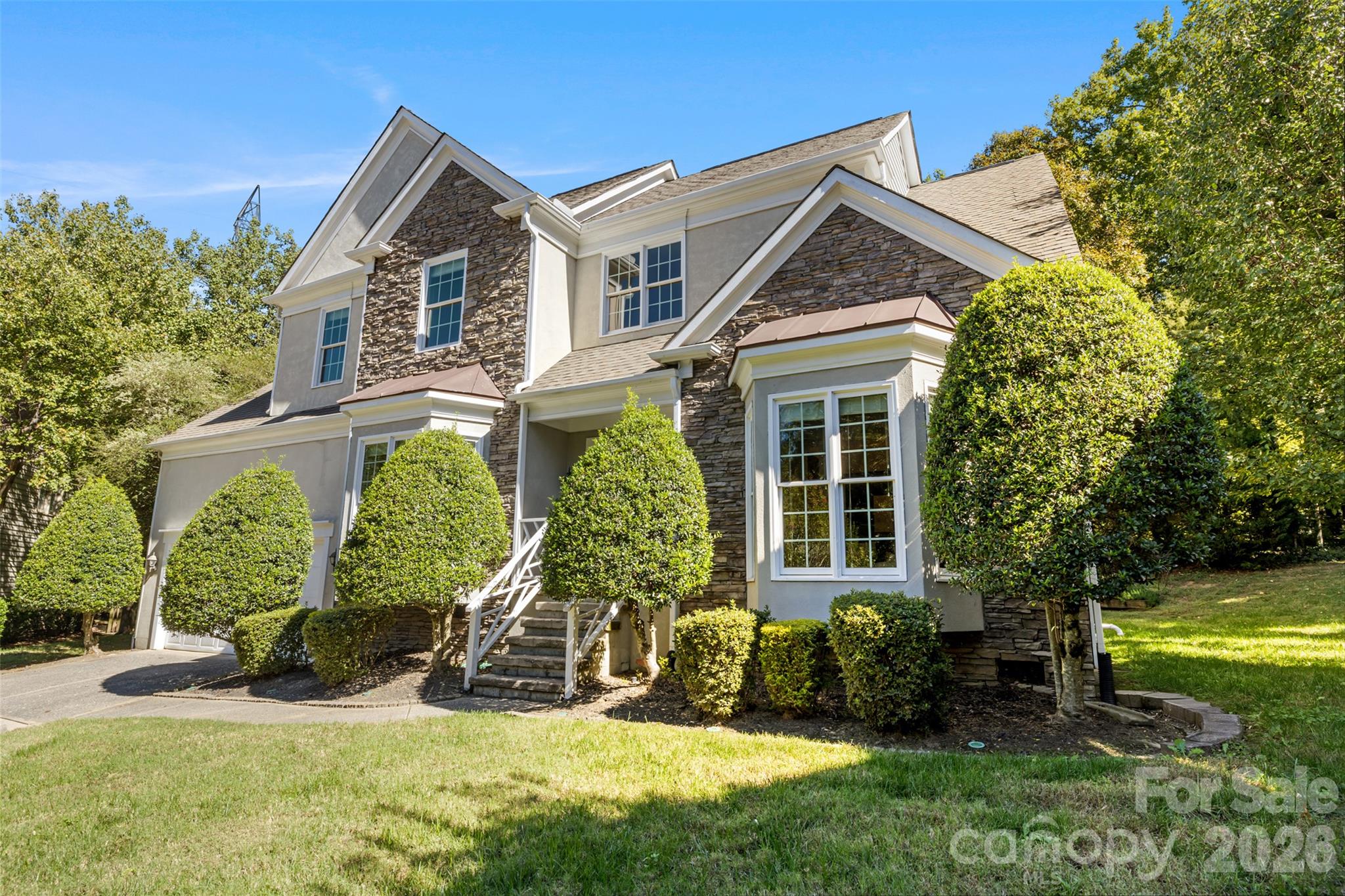 Single Family Residence at 5705 Kinglet Lane, Charlotte, photo 3 of 47
