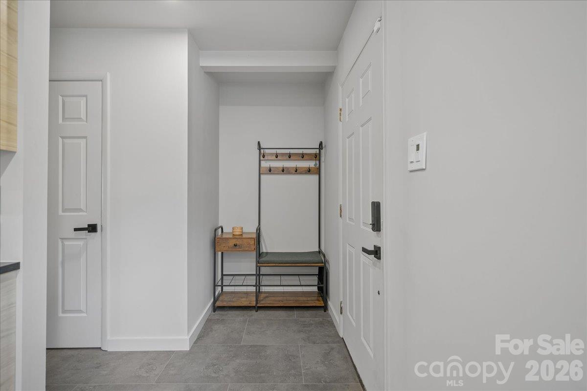 Townhouse at 1205 Scaleybark Road, Charlotte, photo 5 of 34