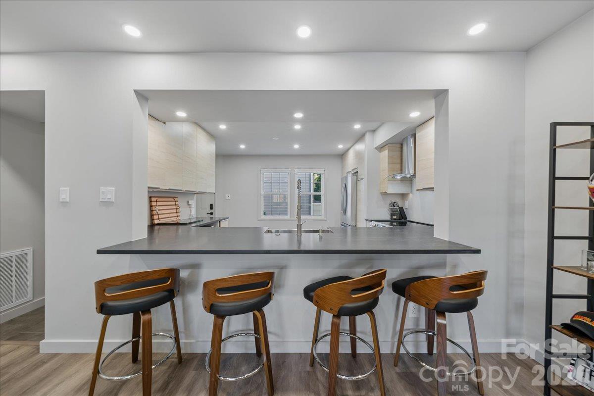 Townhouse at 1205 Scaleybark Road, Charlotte, photo 11 of 34