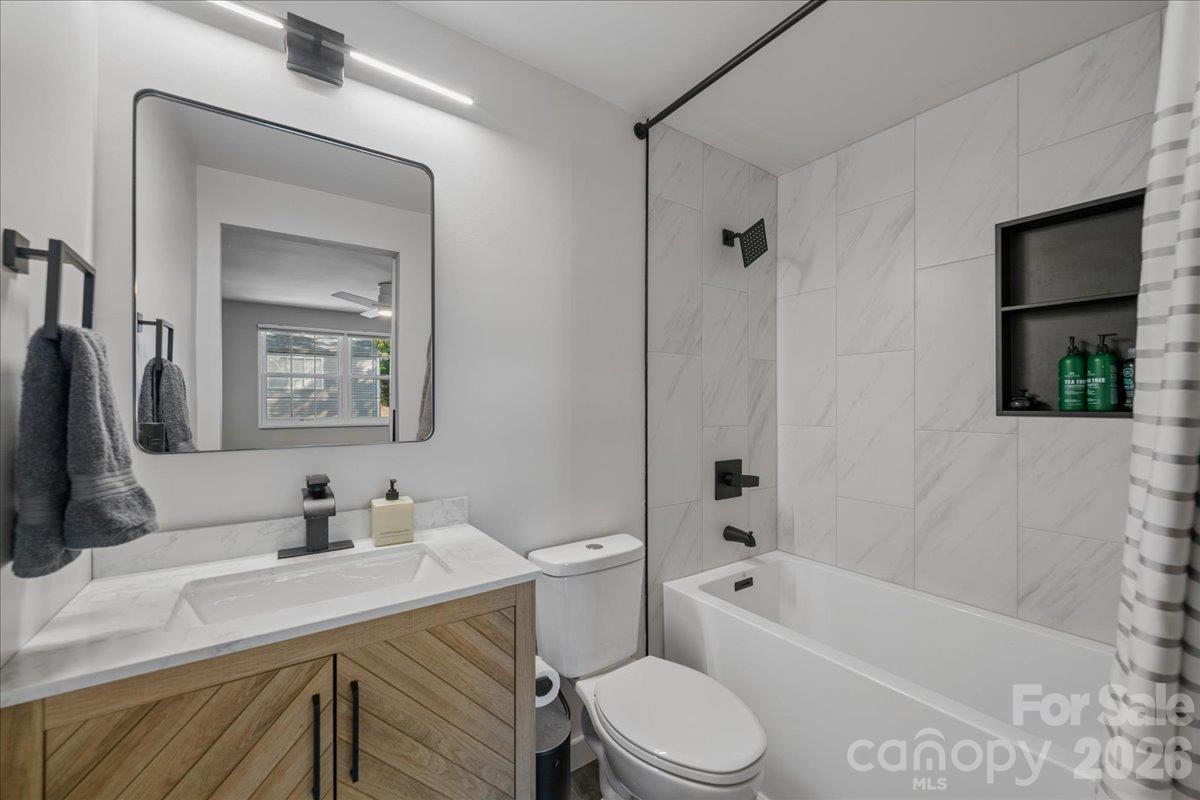 Townhouse at 1205 Scaleybark Road, Charlotte, photo 20 of 34