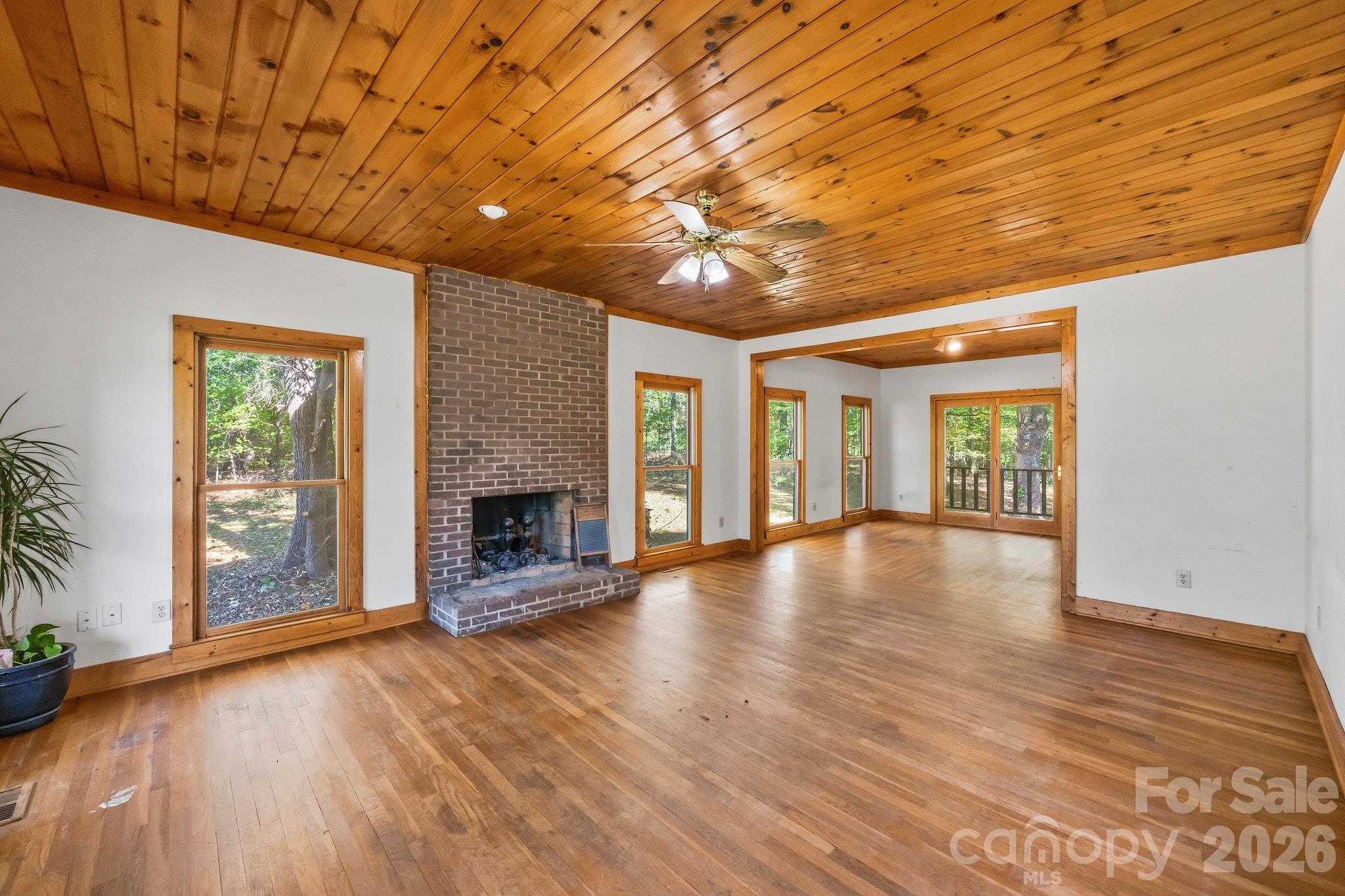 Living Room - 1130 Beamguard Road, Clover
