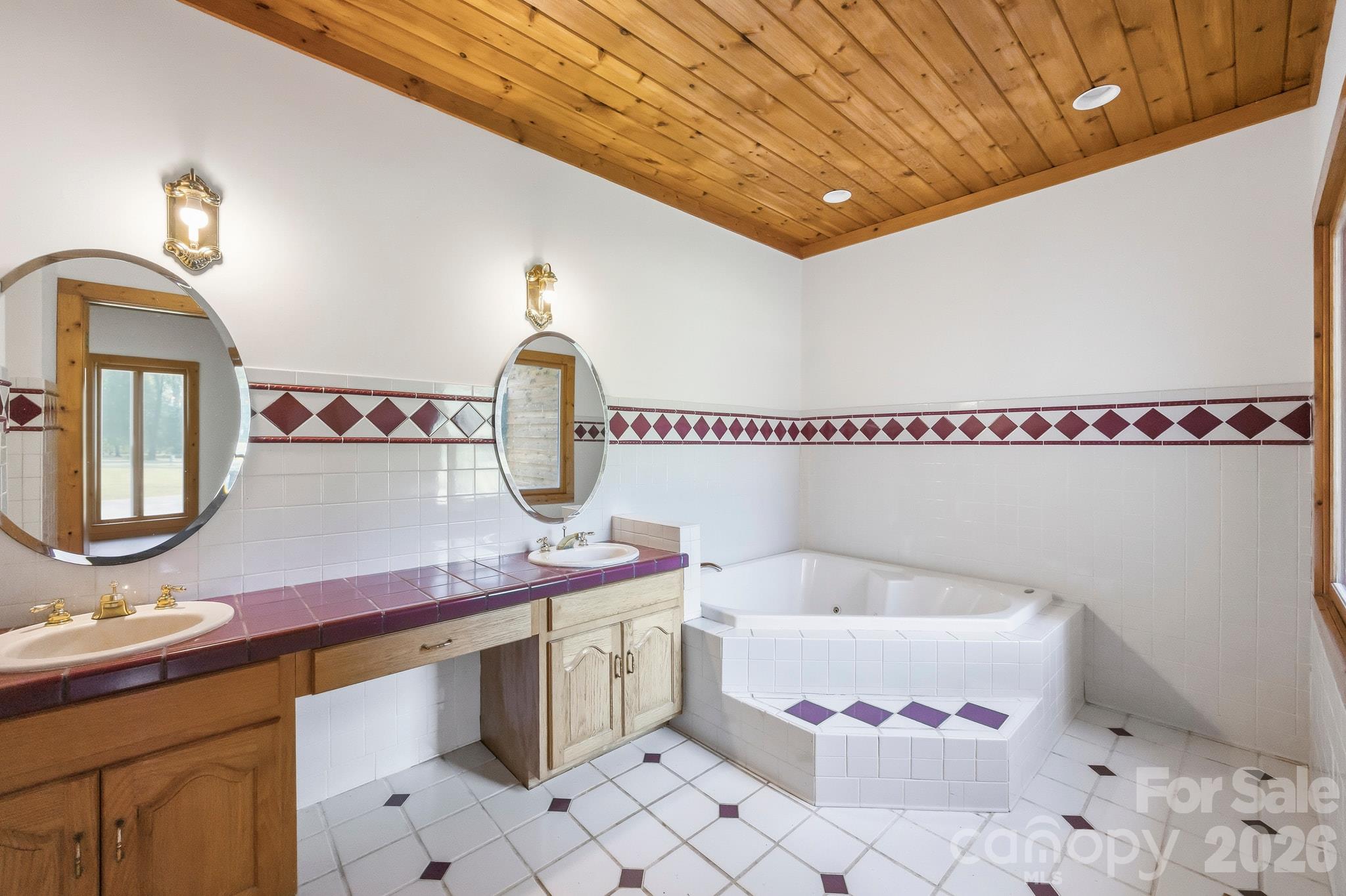 Primary Suite - 1130 Beamguard Road, Clover
