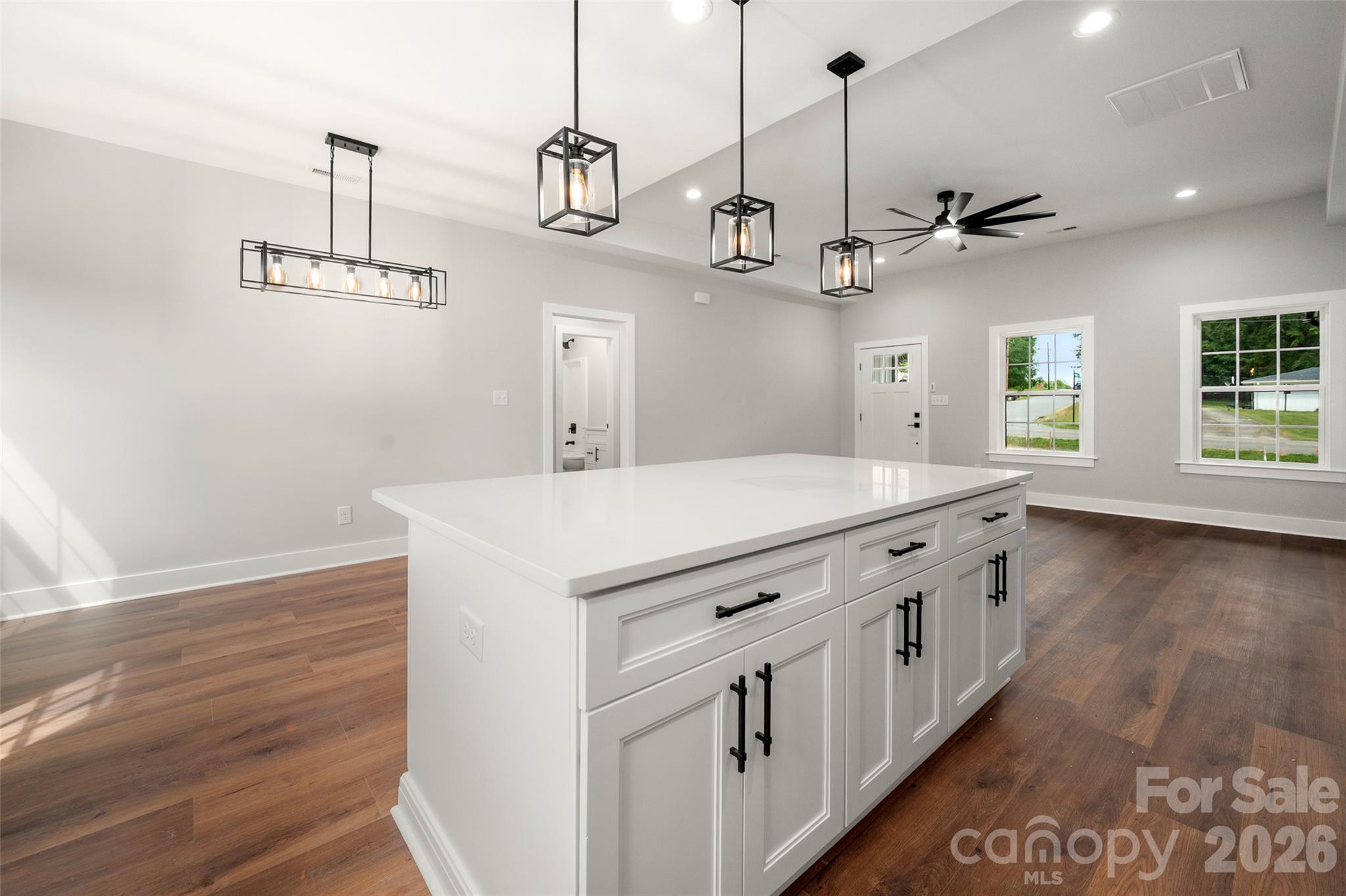 Single Family Residence at 1490 Oakwood Avenue, Kannapolis, photo 17 of 47