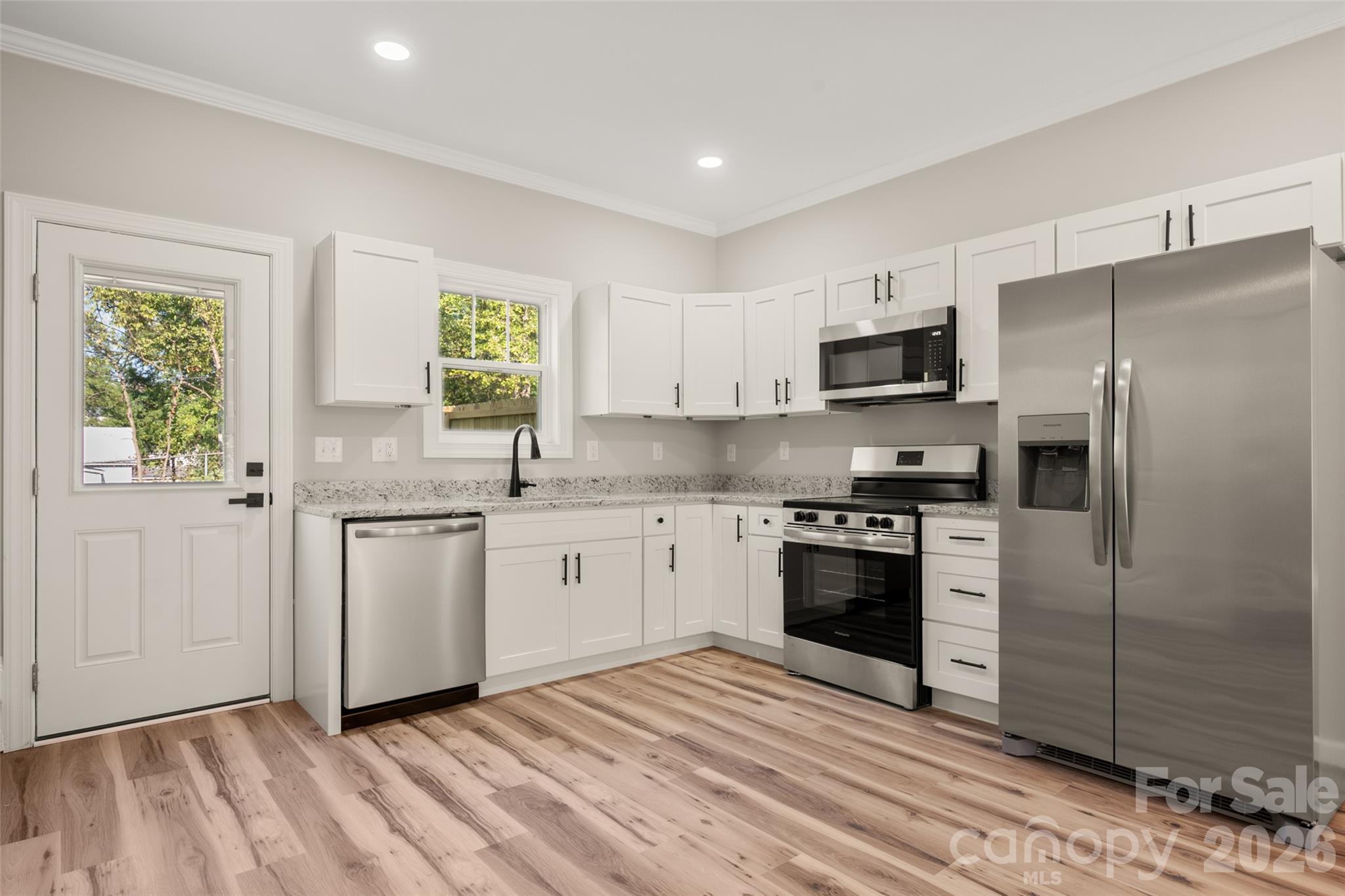 Townhouse at 304 Sycamore Avenue SW, Concord, photo 14 of 44