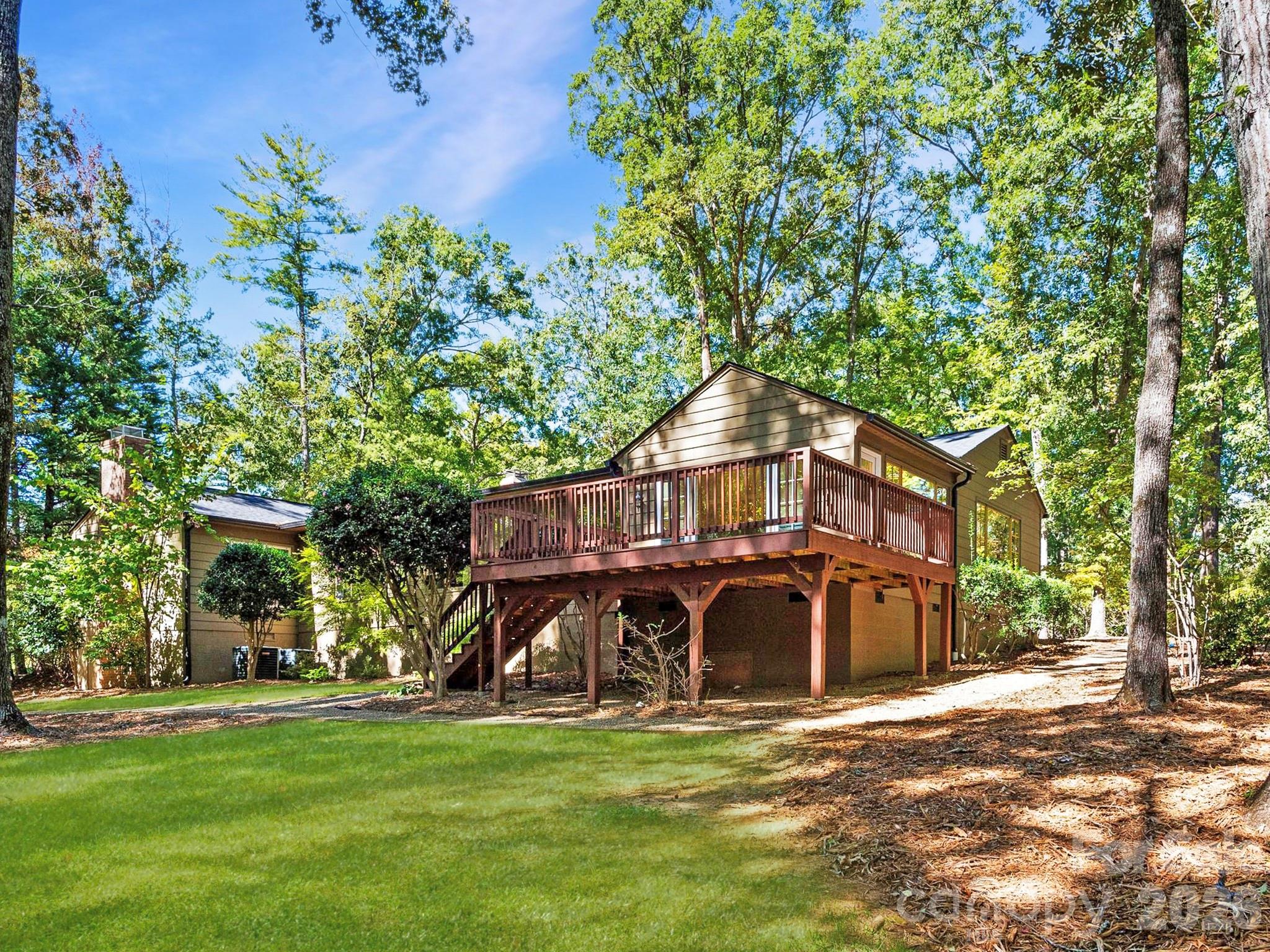 Single Family Residence at 175 Mimosa Road, Columbus, photo 12 of 30