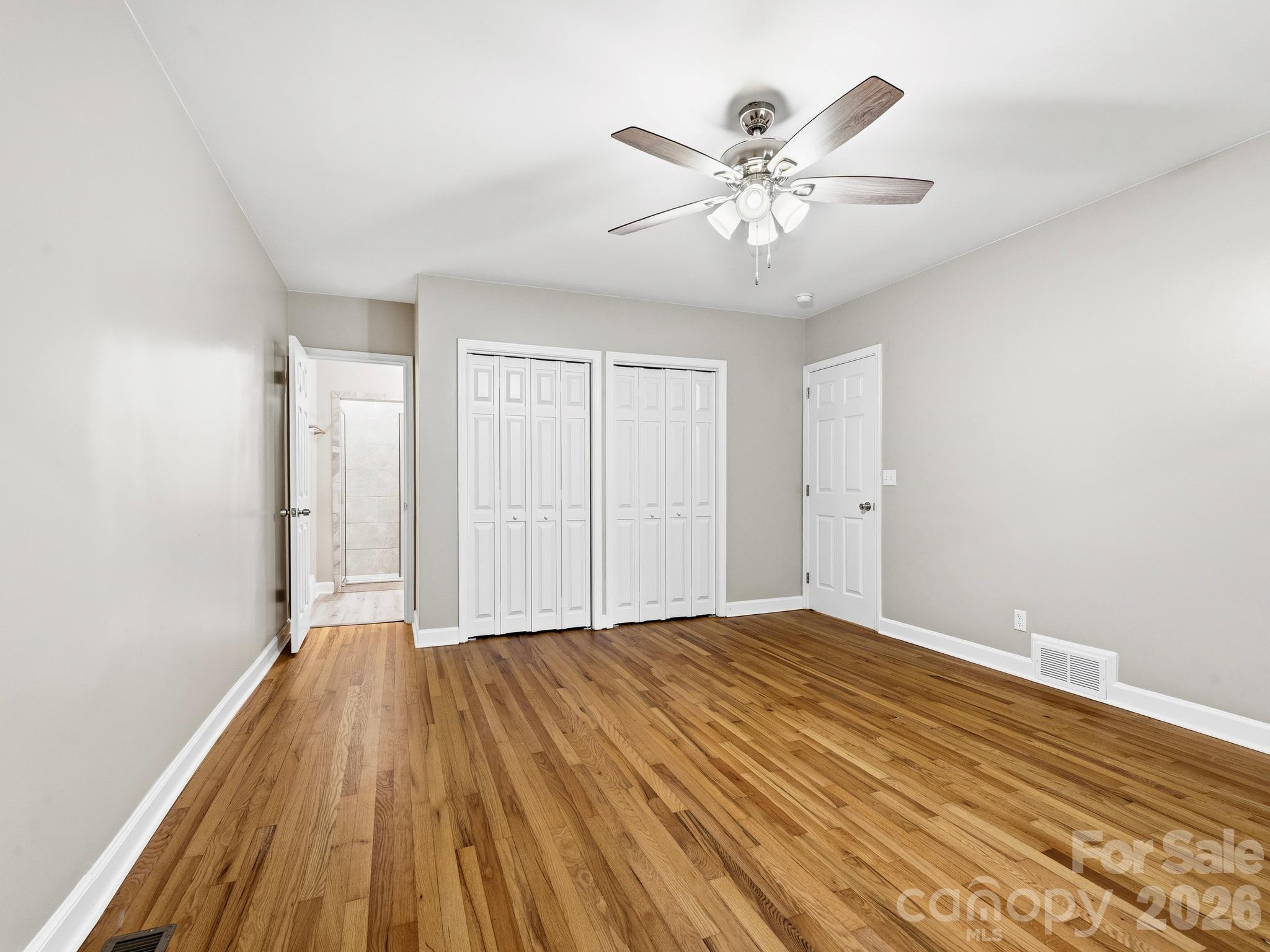 Bedroom #2 is an ensuite - 175 Mimosa Road, Columbus