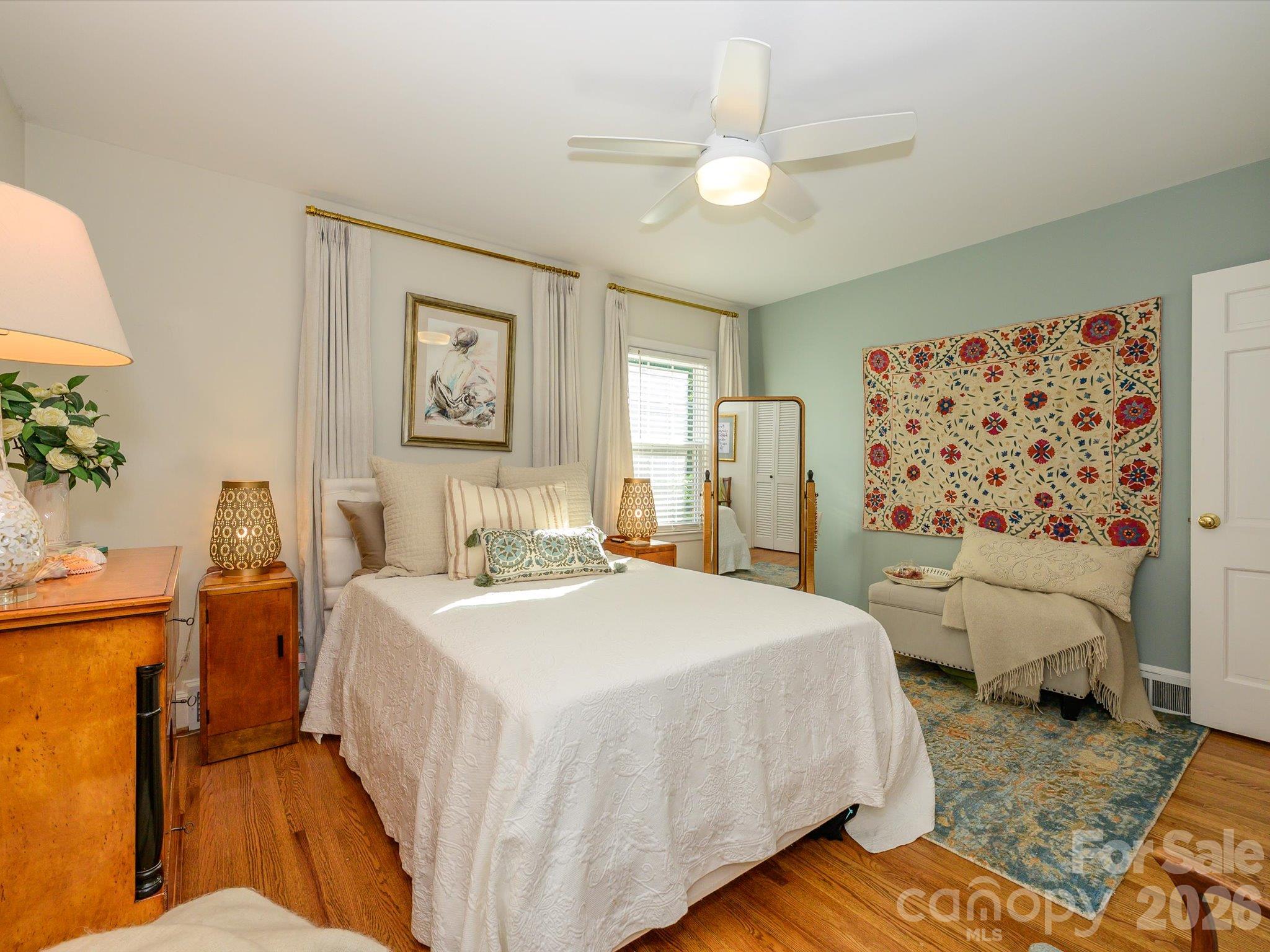 Single Family Residence at 3833 Sulkirk Road, Charlotte, photo 21 of 31