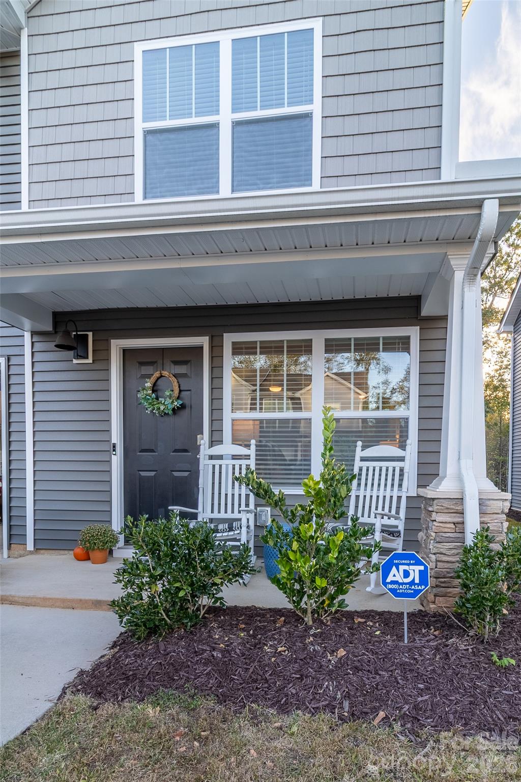 Cozy front porch. - 34 Cain Hollow Way, Asheville