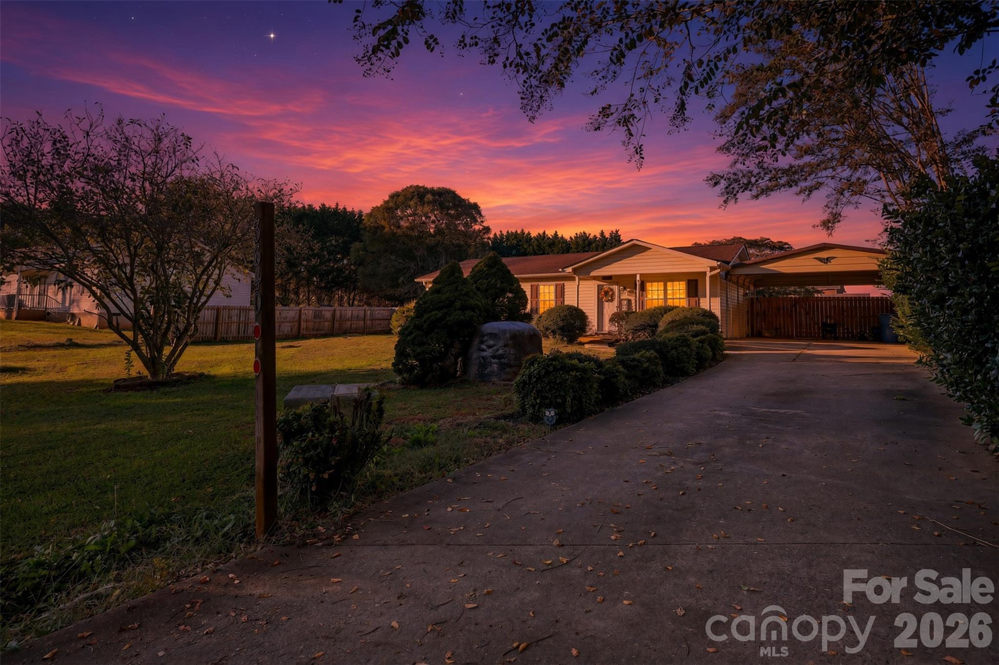 Single Family Residence at 3640 Glacier Run, Claremont, photo 2 of 38