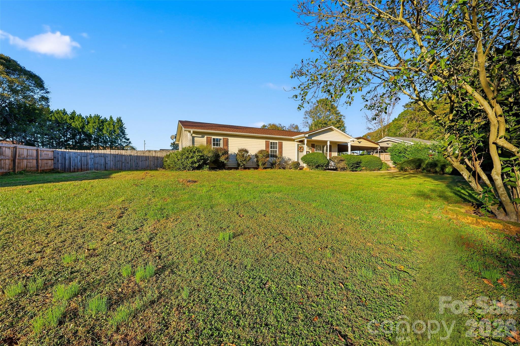 Single Family Residence at 3640 Glacier Run, Claremont, photo 26 of 38