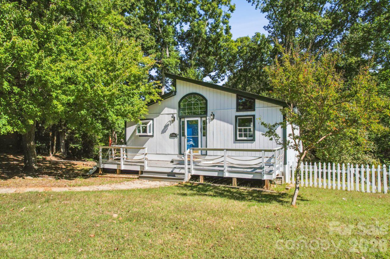 Front Exterior - 3106 Point Clear Drive, Tega Cay