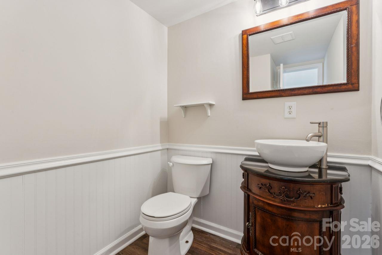Upper half bath - 3106 Point Clear Drive, Tega Cay