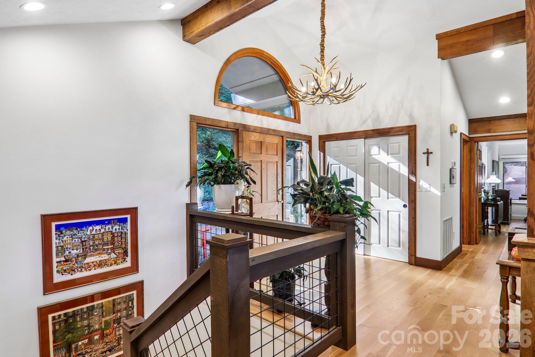 Foyer - 212 Pheasant Run, Hendersonville