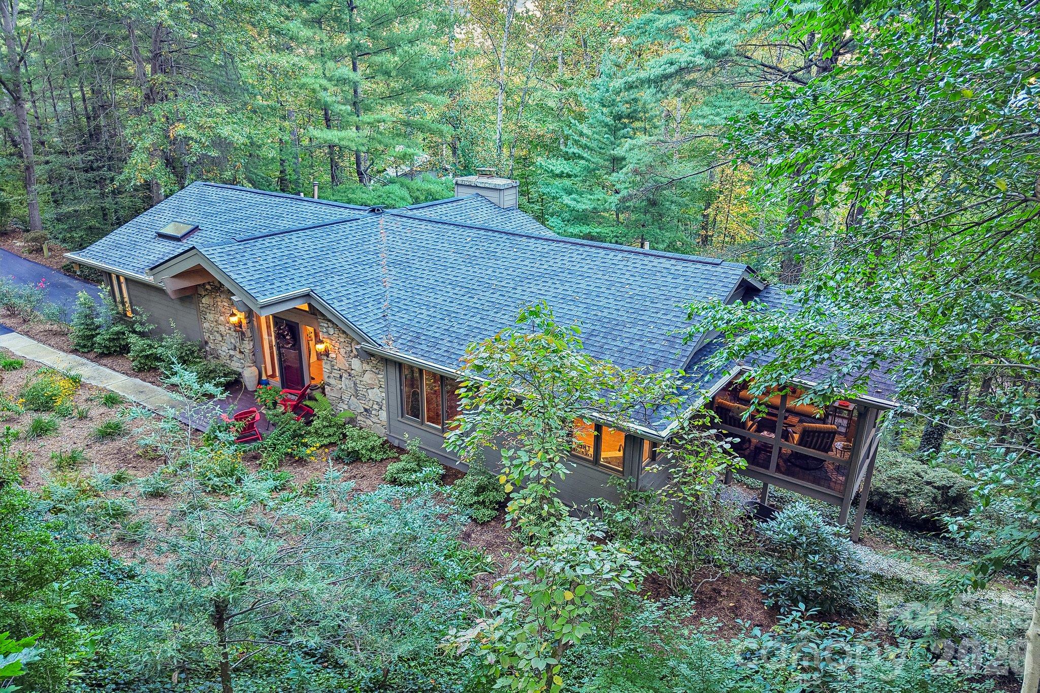 Aerial view - 212 Pheasant Run, Hendersonville