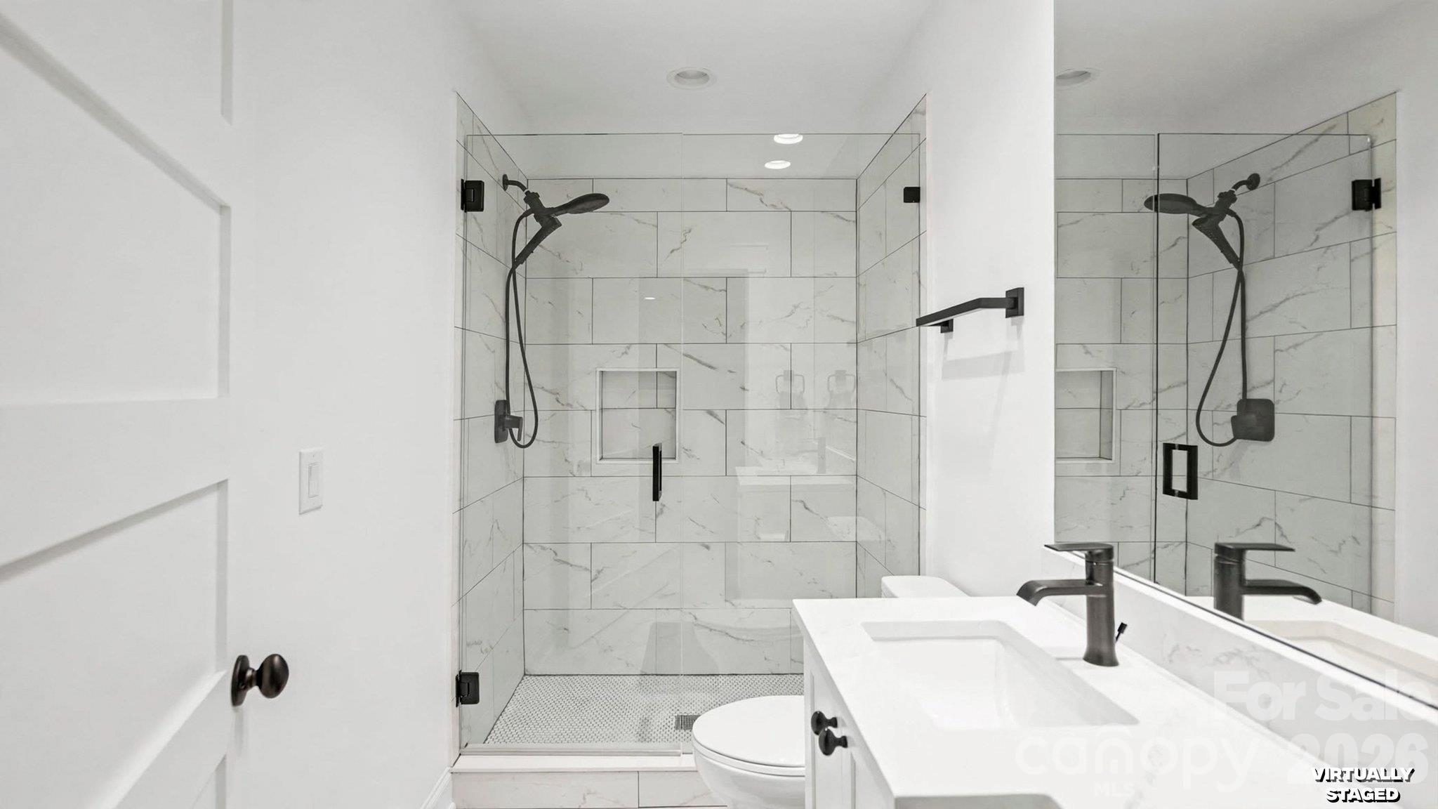 Jack and Jill Bath off Bonus and bedroom - 10110 Whispering Falls Avenue - Plantation Falls Estates, Mint Hill - 10110 Whispering Falls Avenue, Charlotte
