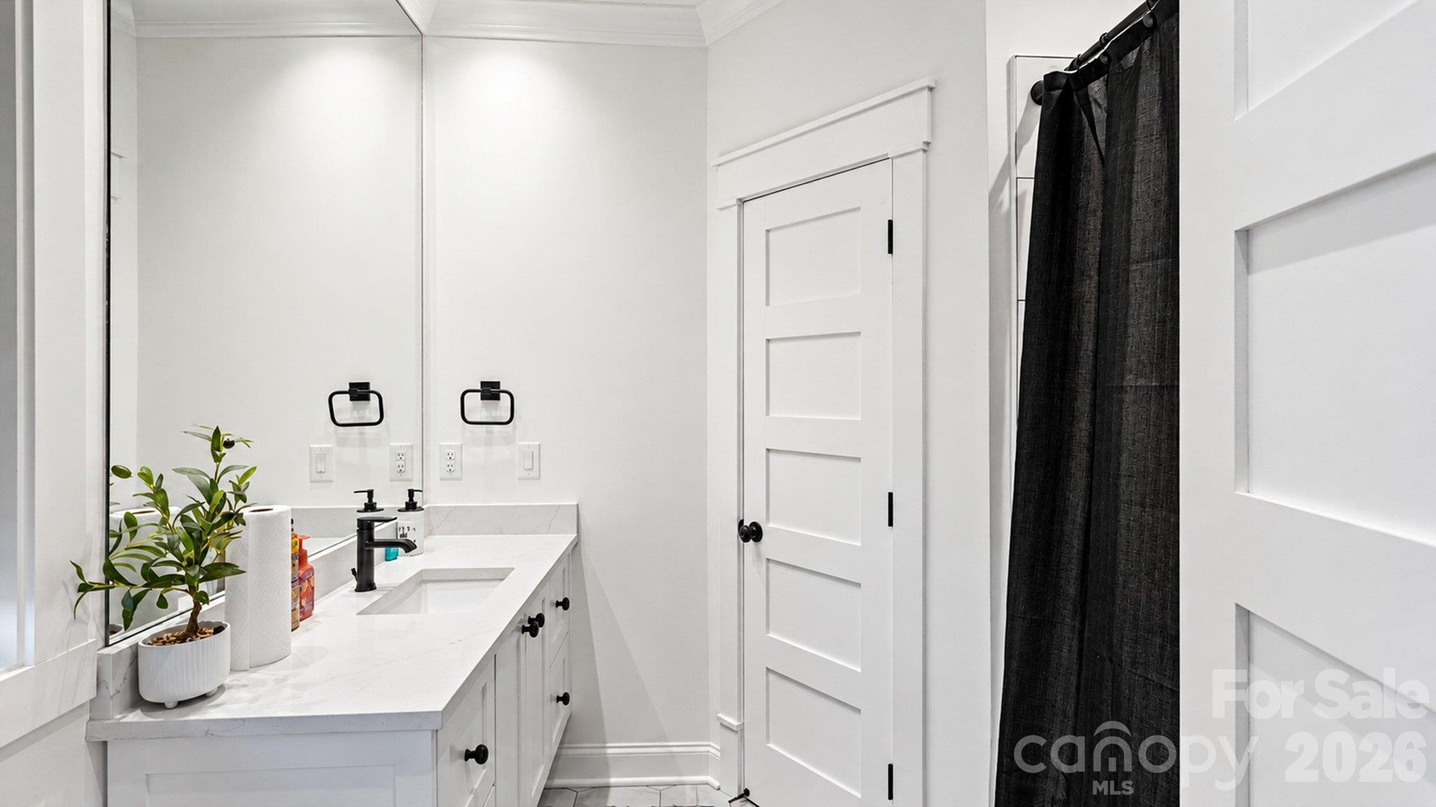 Jack and Jill bath - 10110 Whispering Falls Avenue - Plantation Falls Estates, Mint Hill - 10110 Whispering Falls Avenue, Charlotte