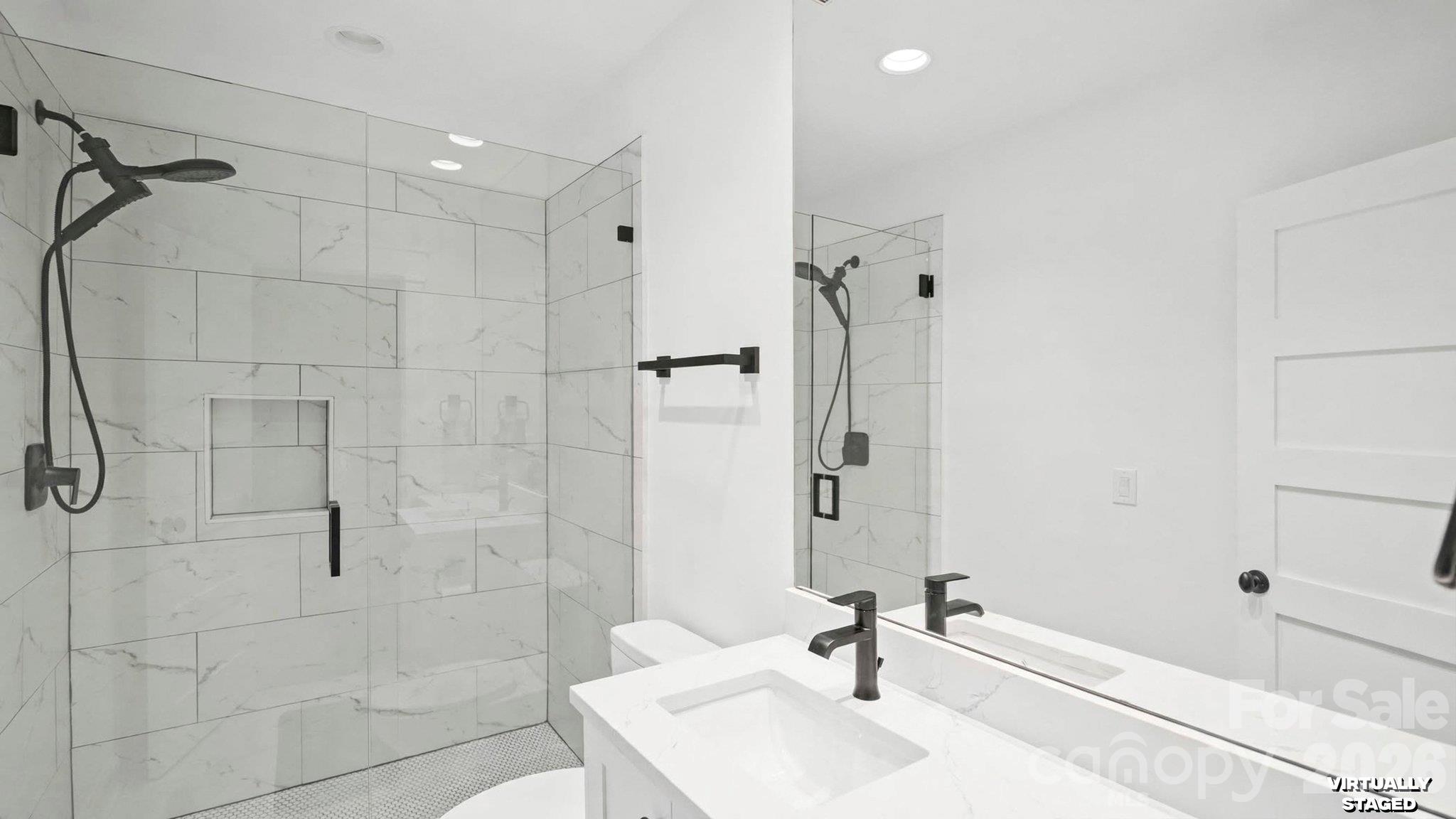 3rd Floor bathroom - 10110 Whispering Falls Avenue - Plantation Falls Estates, Mint Hill - 10110 Whispering Falls Avenue, Charlotte