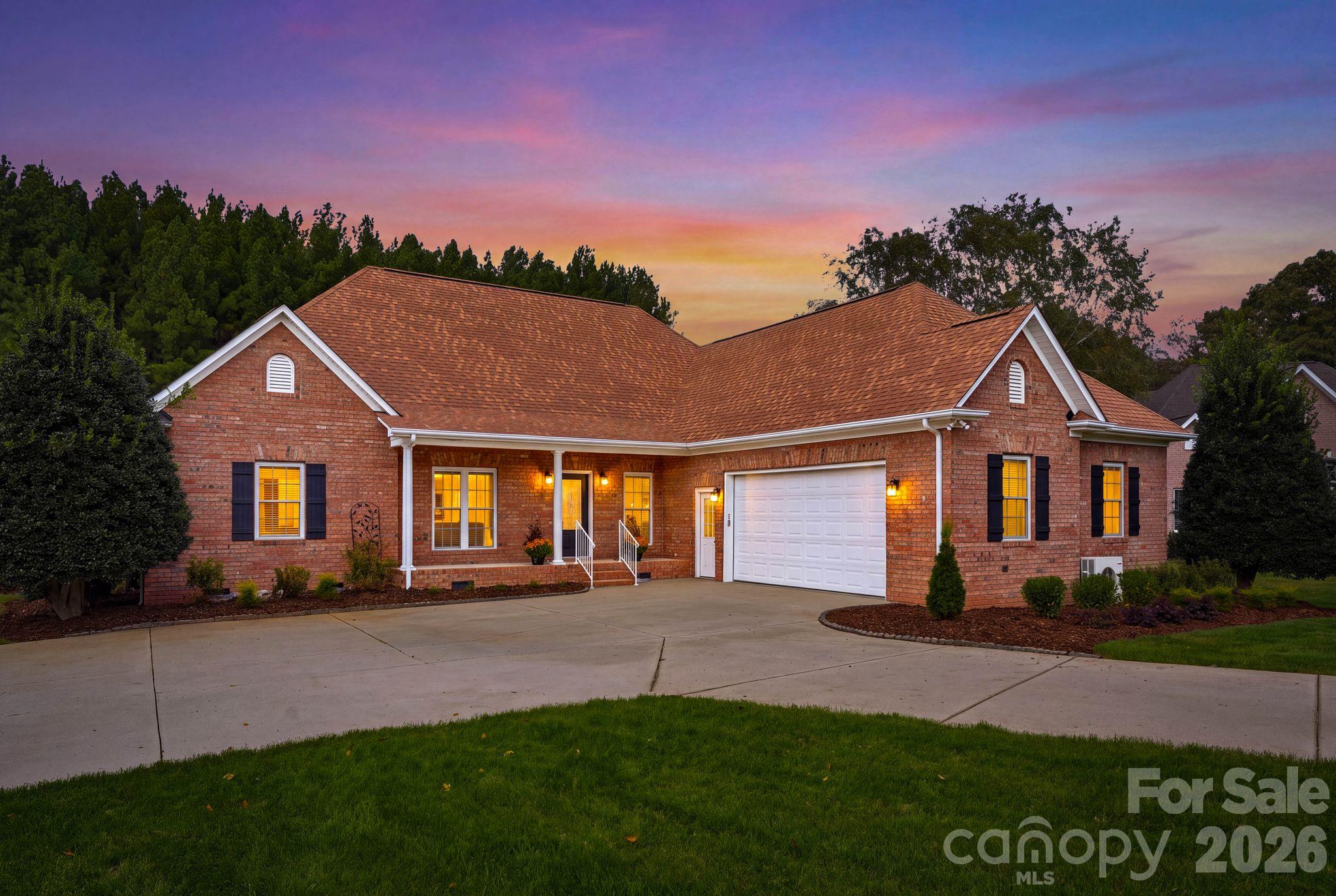 Single Family Residence at 803 Amanda Way, Albemarle, photo 6 of 54