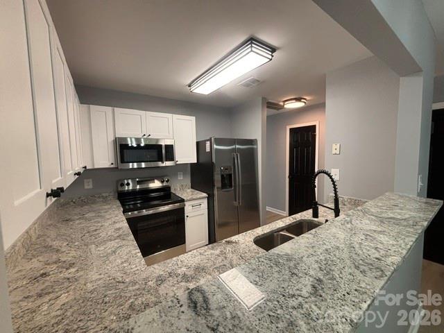 Townhouse at 4804 College Road S, Wilmington, photo 11 of 26